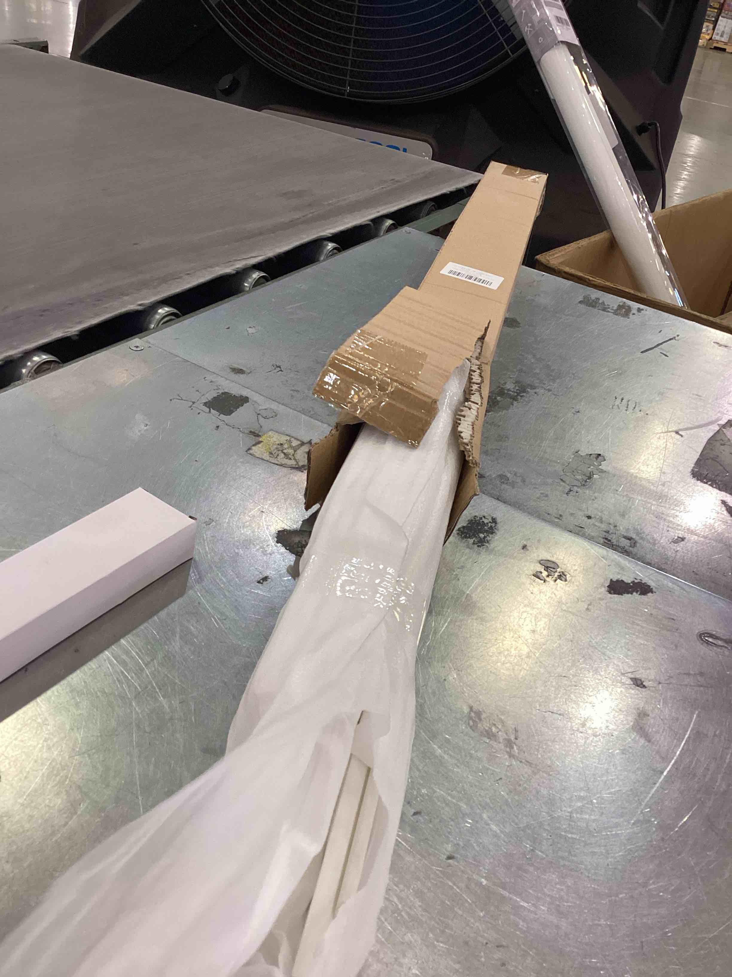 https://s3.amazonaws.com/lotting-images-prod/PPE2555778_1753375198595.jpeg