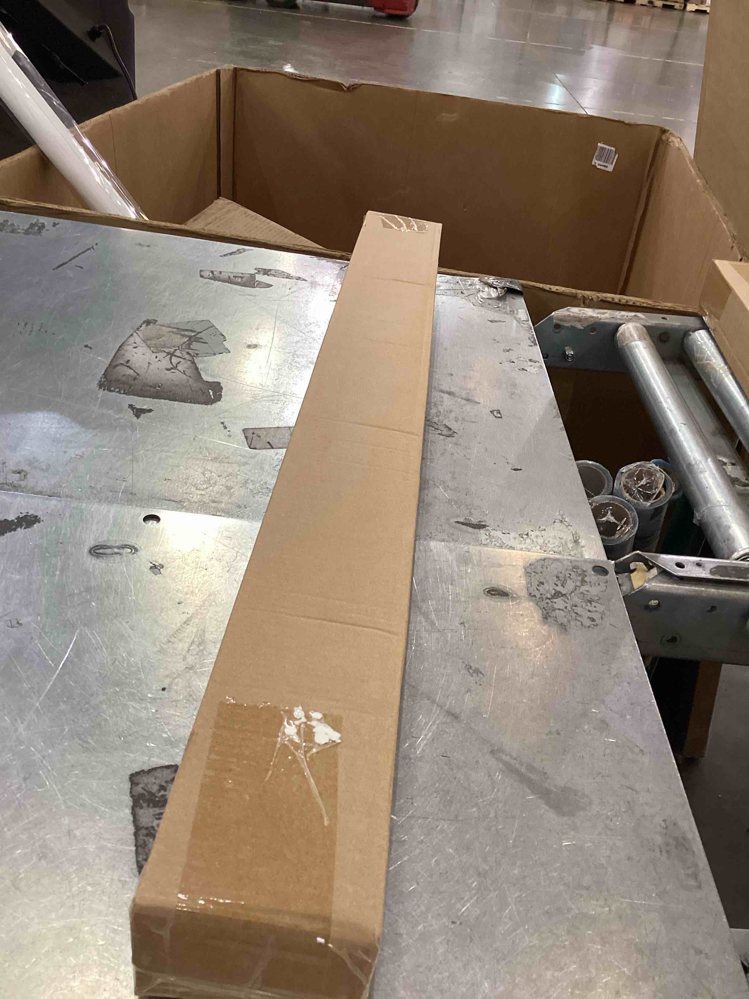 https://s3.amazonaws.com/lotting-images-prod/PPE2555778_1753375202957.jpeg