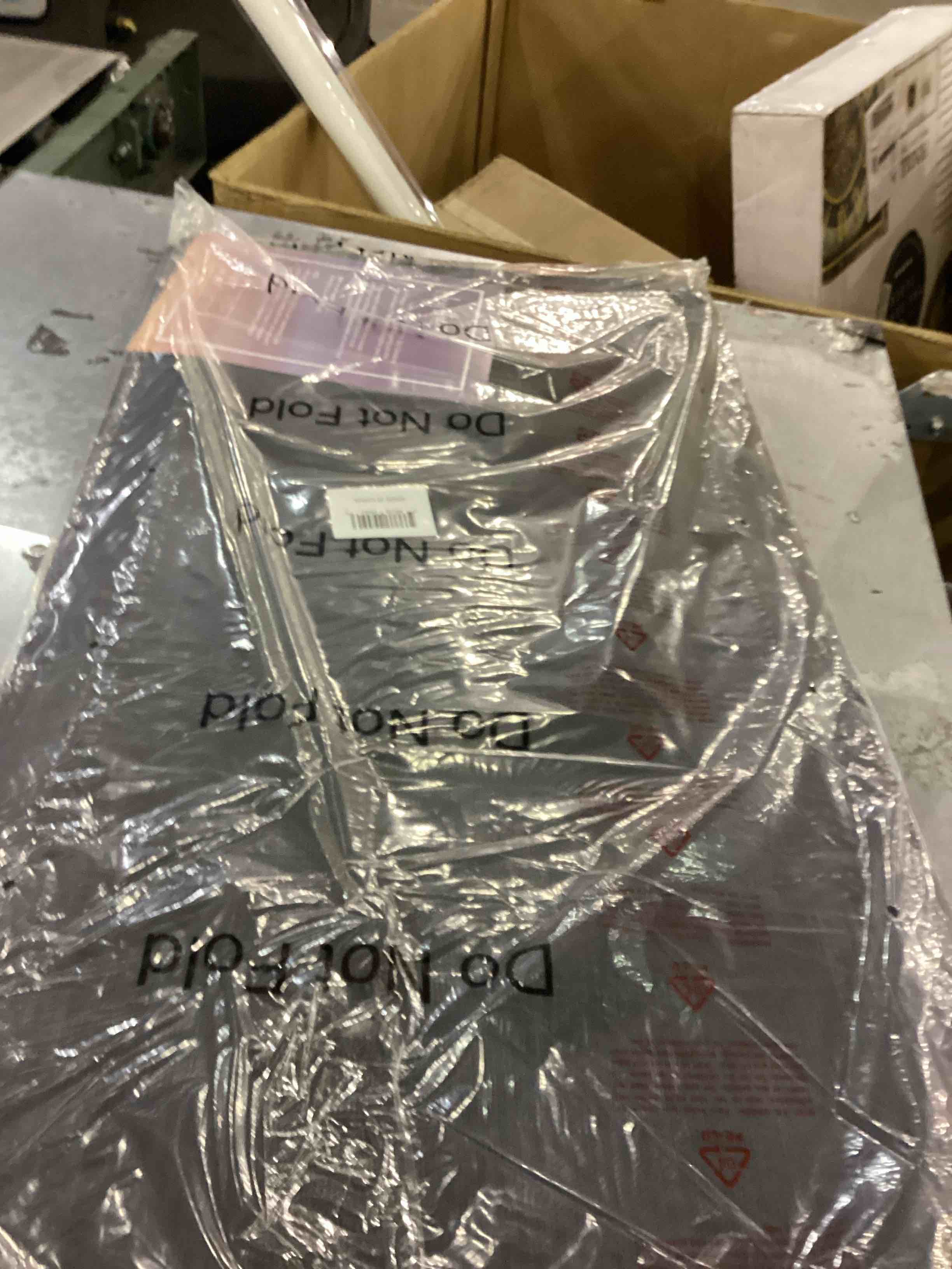 https://s3.amazonaws.com/lotting-images-prod/PPE2556199_1753442862620.jpeg