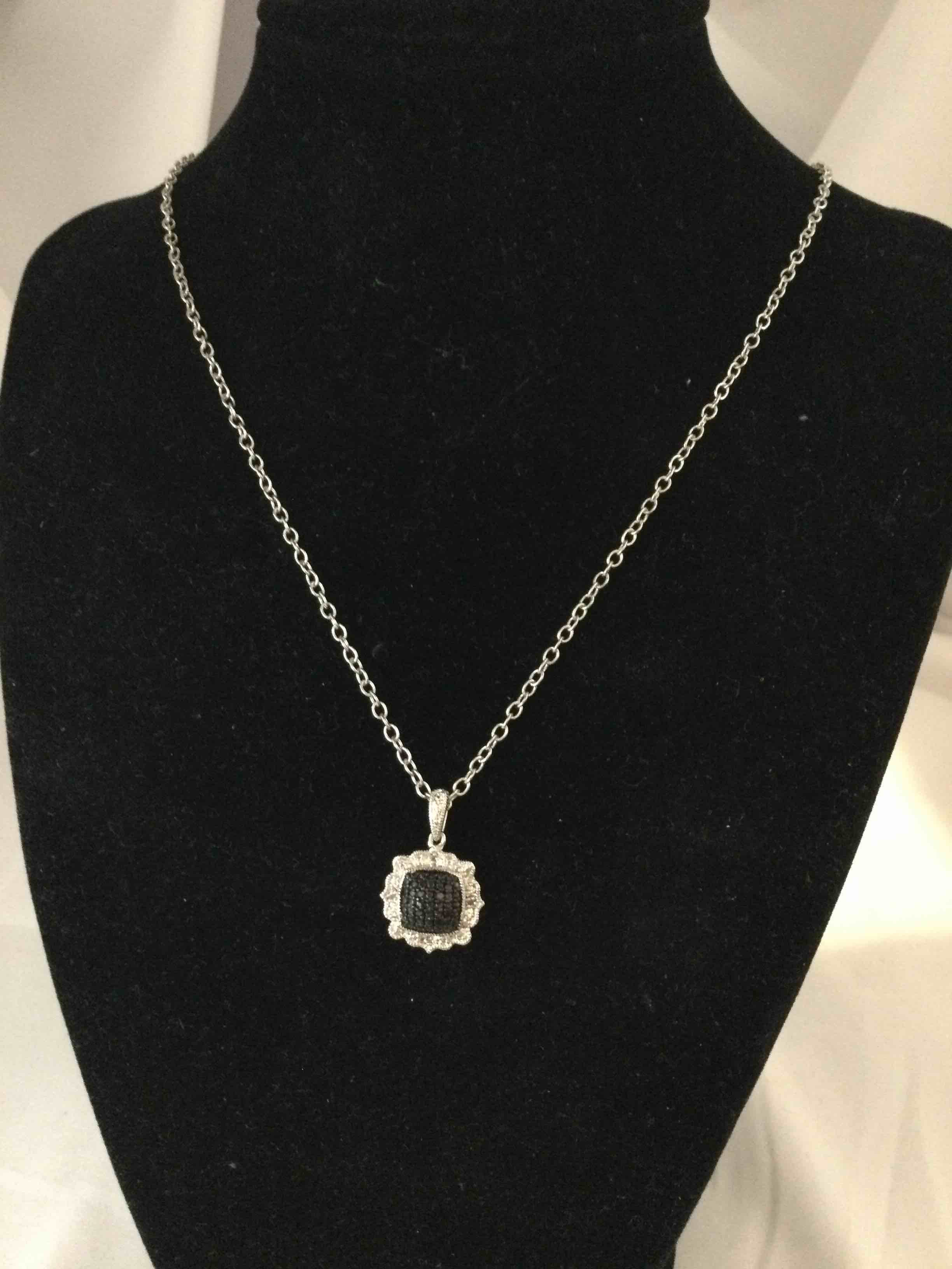 black and white diamond necklace