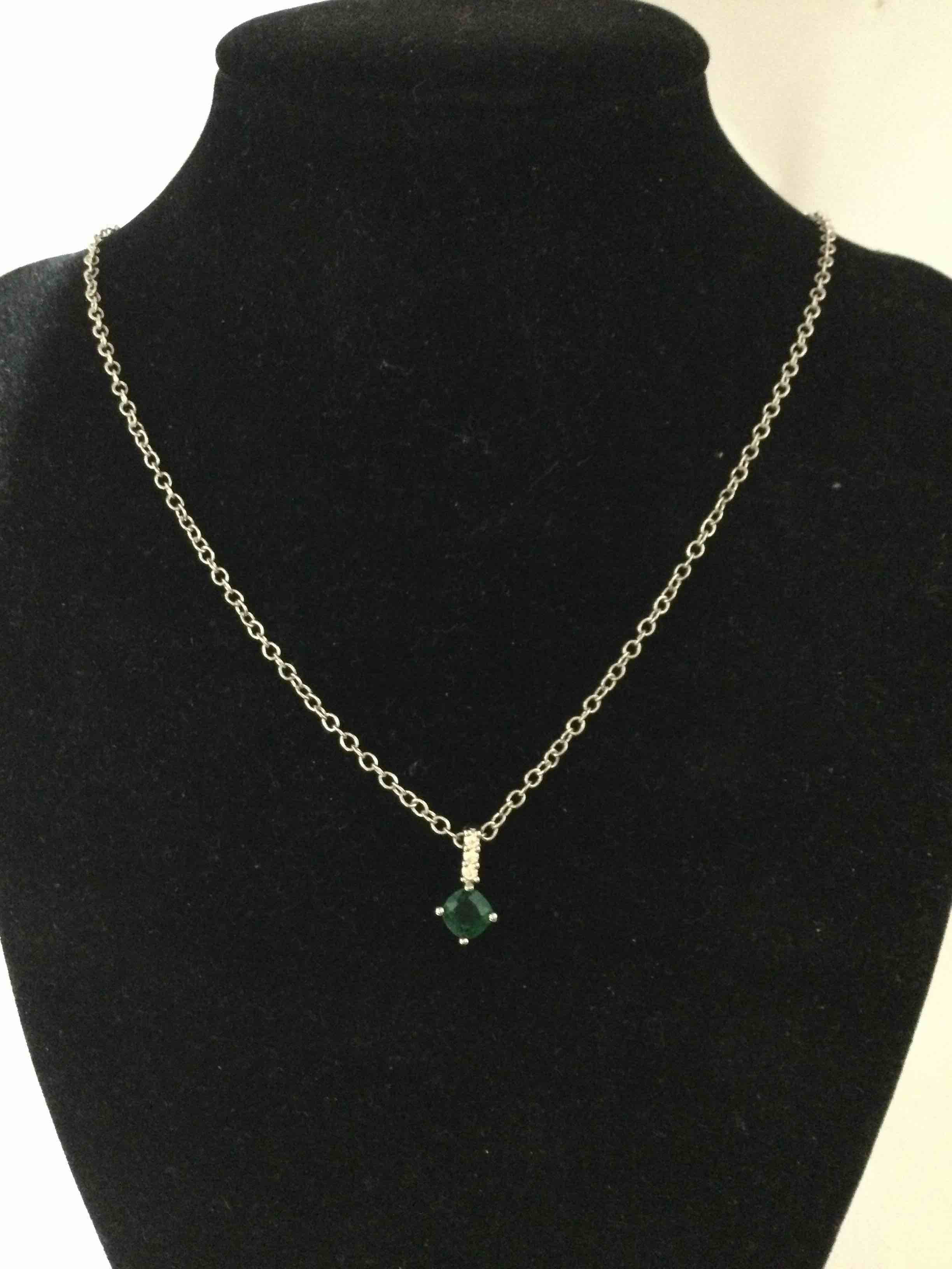 emerald and white topaz necklace