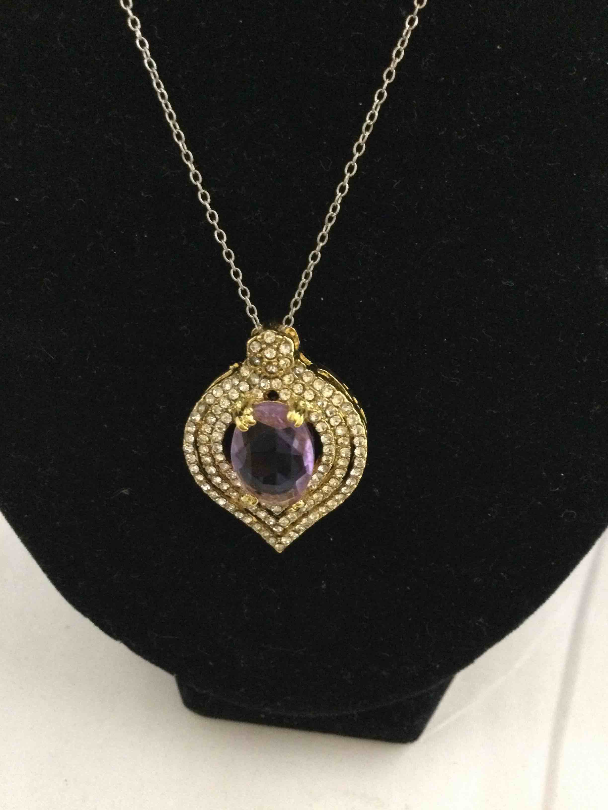 Condition photo showing New/Like New for amethyst and white topaz necklace