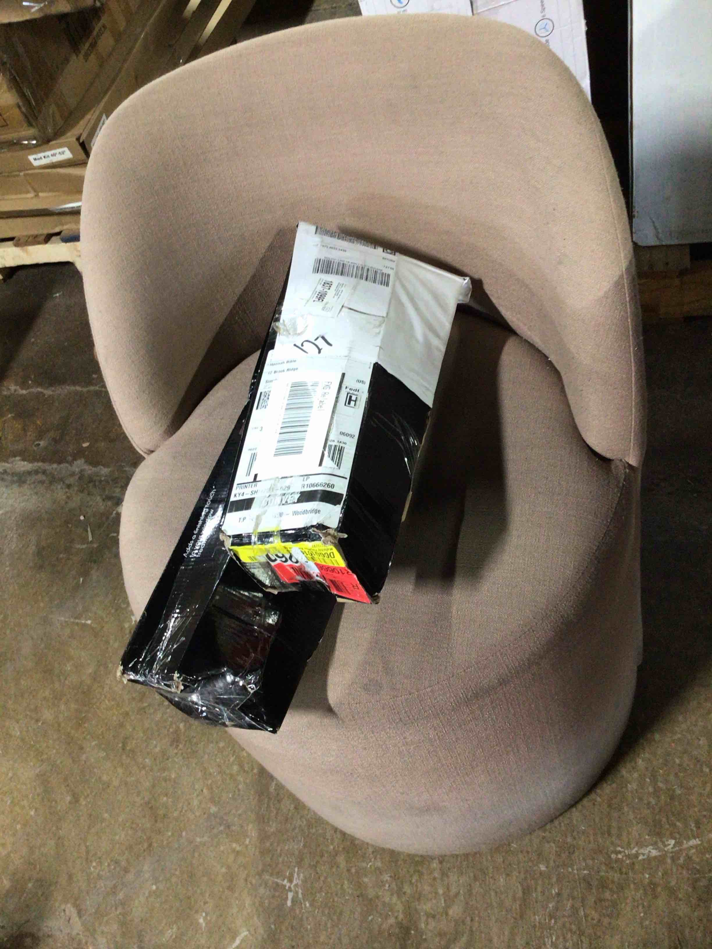 Malakhiy White/Brown Metal Adjustable 1" Single Curtain Rod