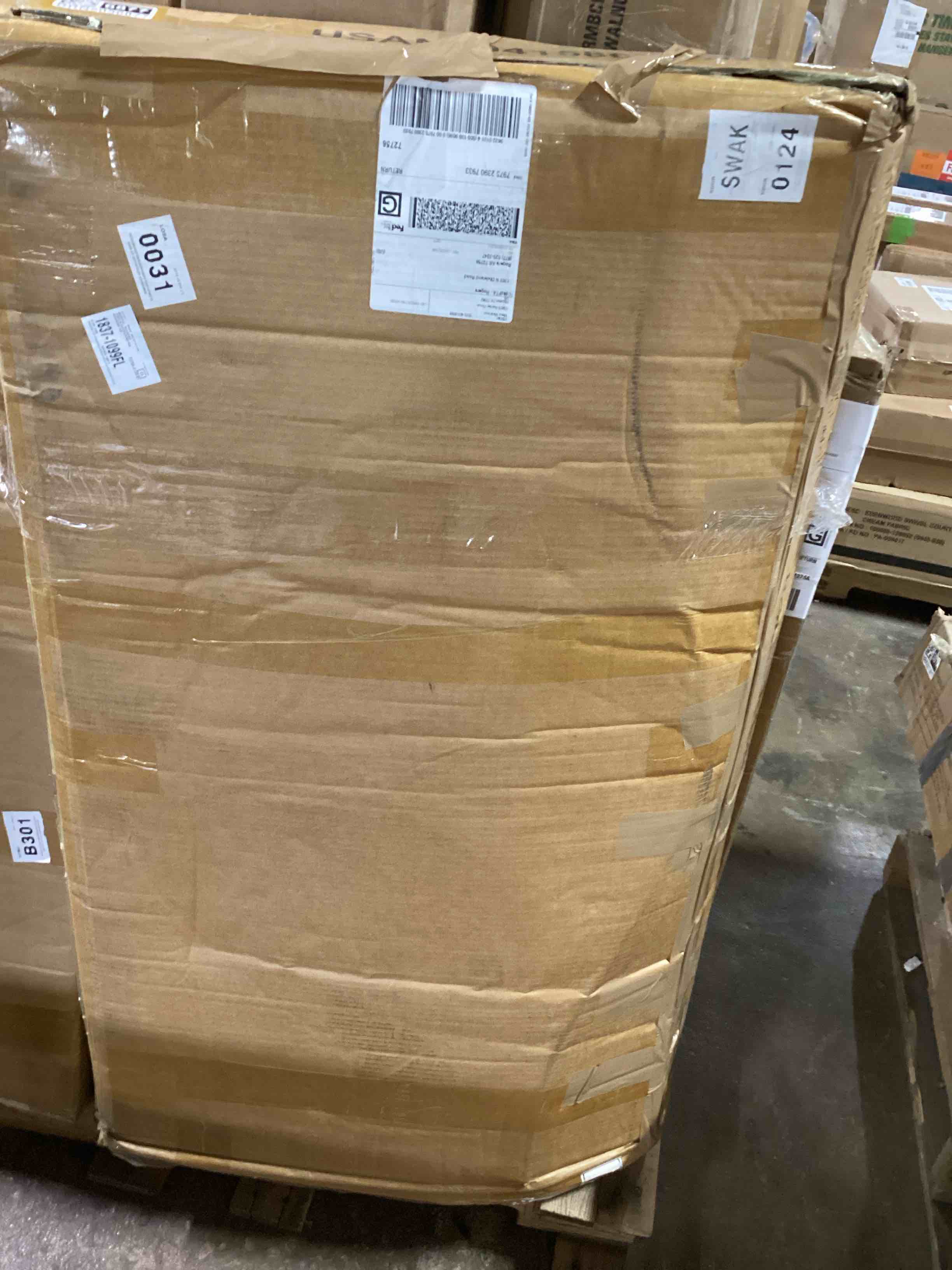 Anterrio Metal Open-Frame Bed with Butterfly Pattern Design Headboard and Footboard