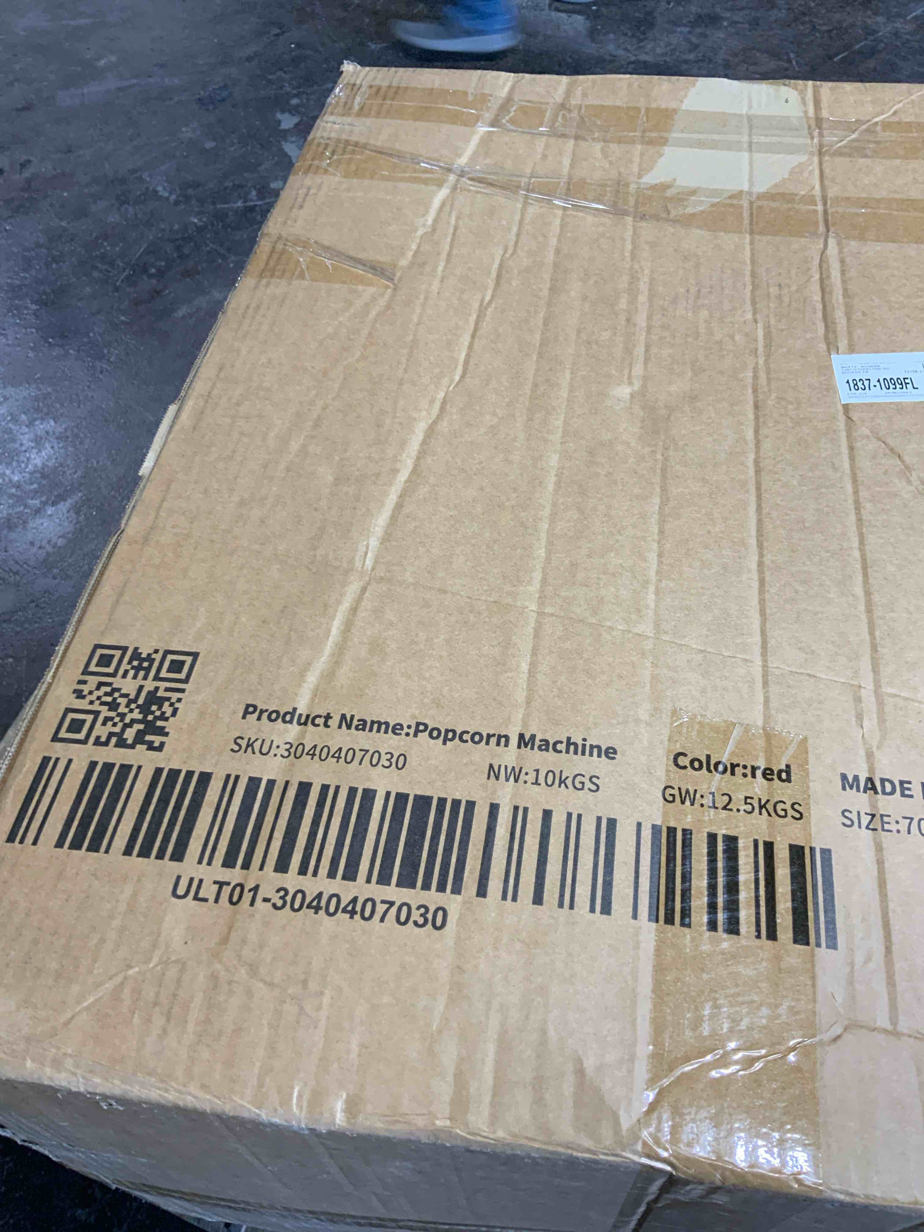 popcorn machine, 10 oz kettle, 1300w countertop popcorn maker for 48 cups per batch, movie theater popcorn popper with 3-switch control, 2 scoops 1 cup