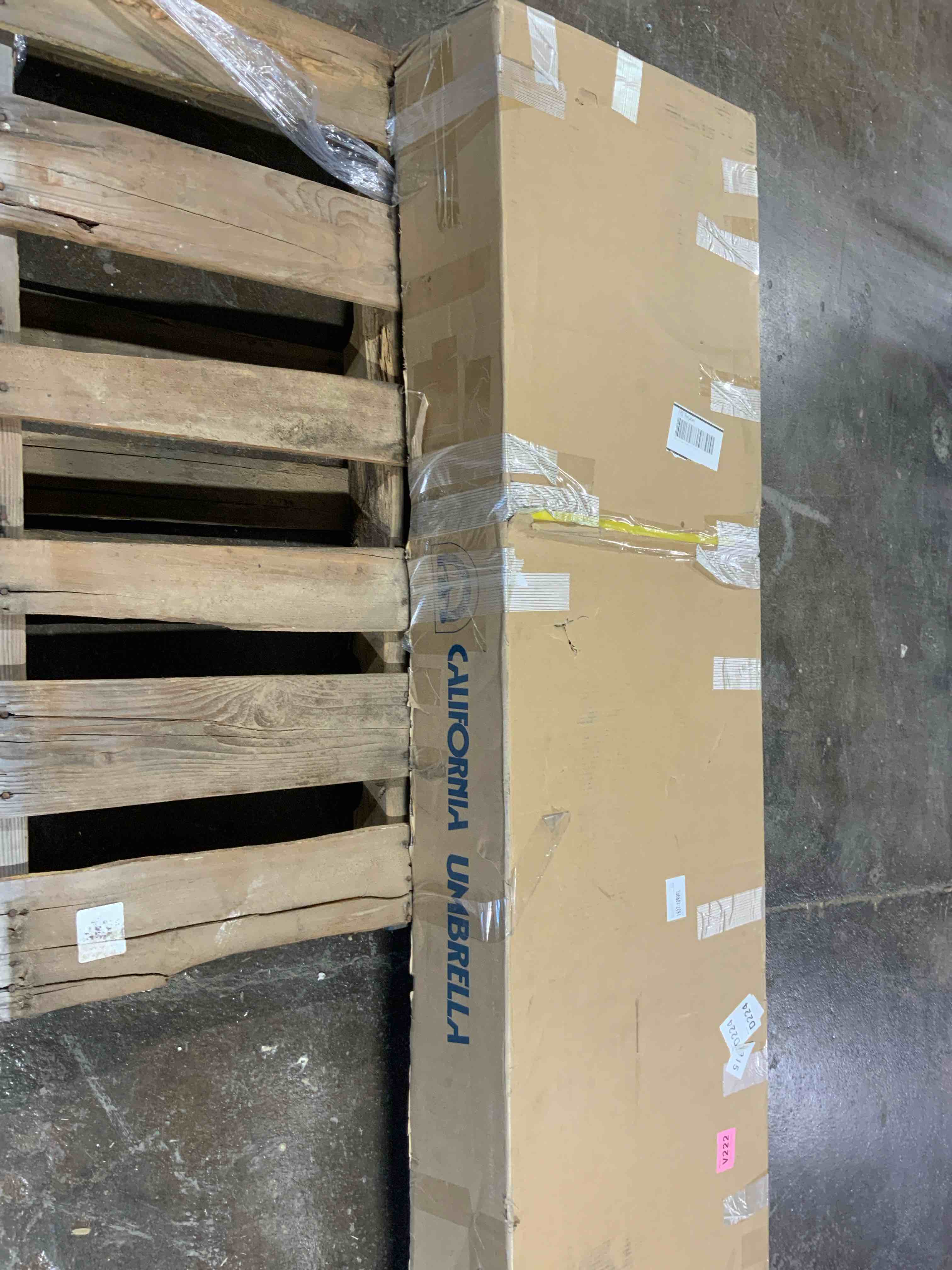 https://s3.amazonaws.com/lotting-images-prod/RustDustWanderlust/BRN2057050_1760645820914.jpeg