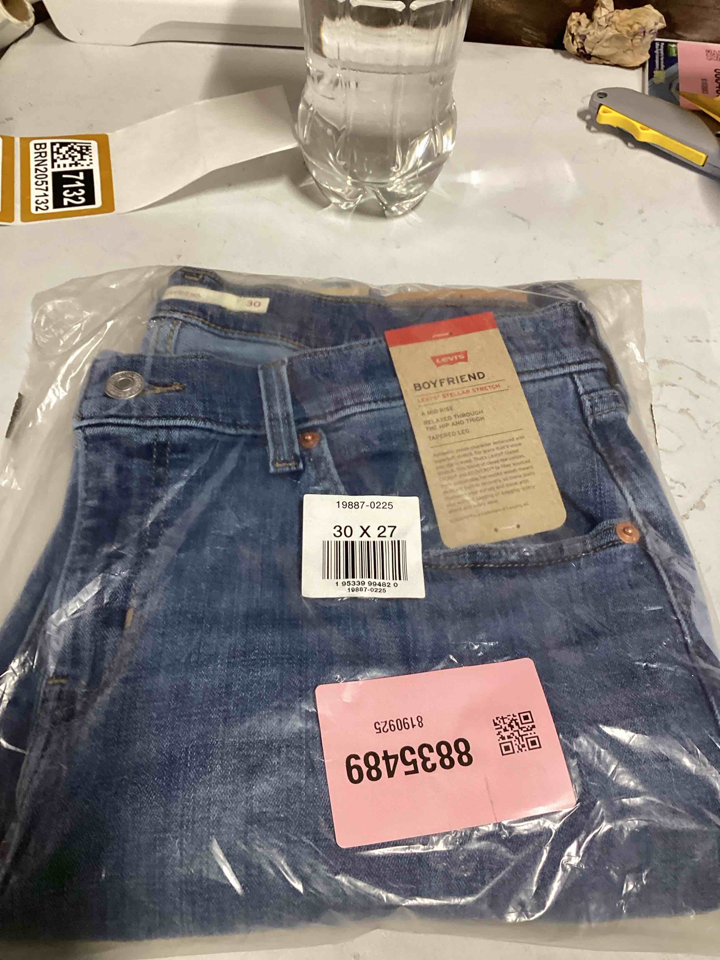 Levi women’s jeans 