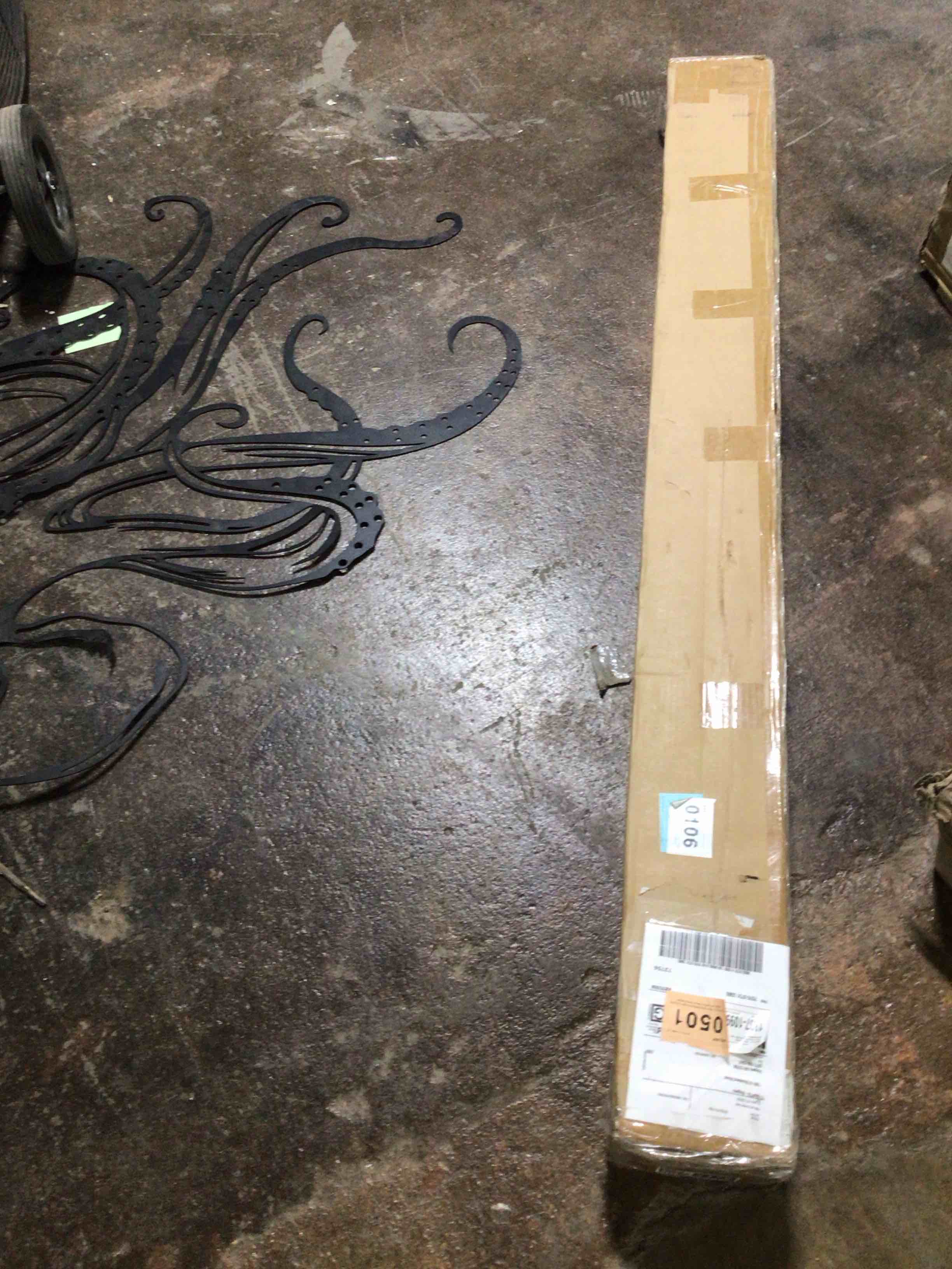 https://s3.amazonaws.com/lotting-images-prod/RustDustWanderlust/BRN2057176_1760718357112.jpeg
