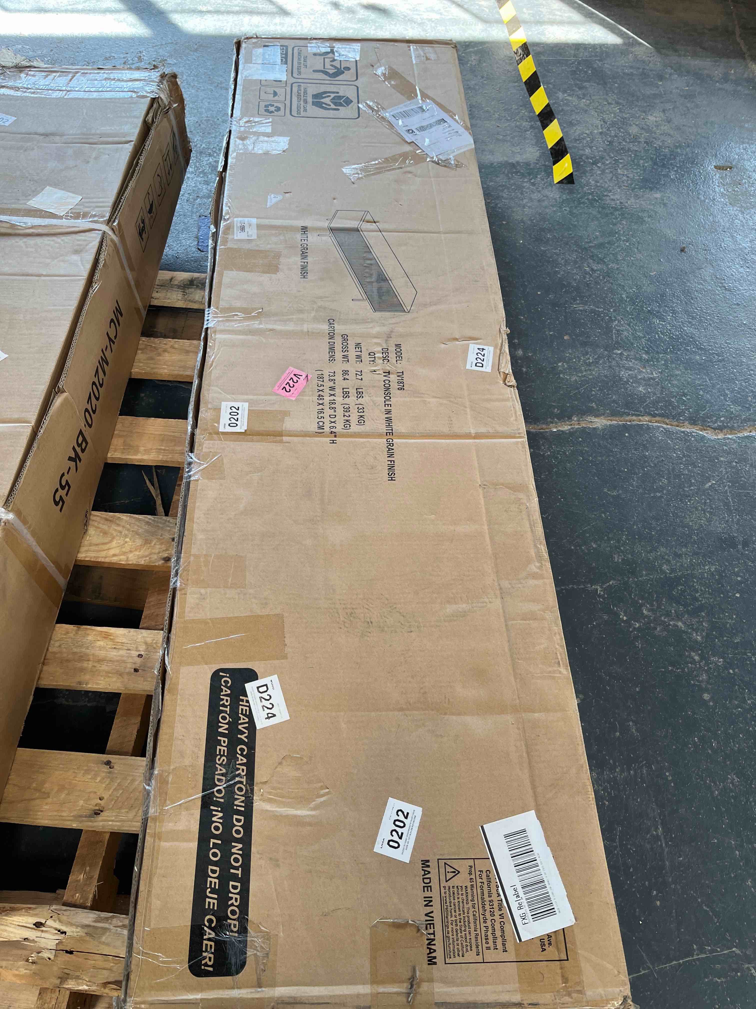 https://s3.amazonaws.com/lotting-images-prod/RustDustWanderlust/BRN2057267_1760804387989.jpeg