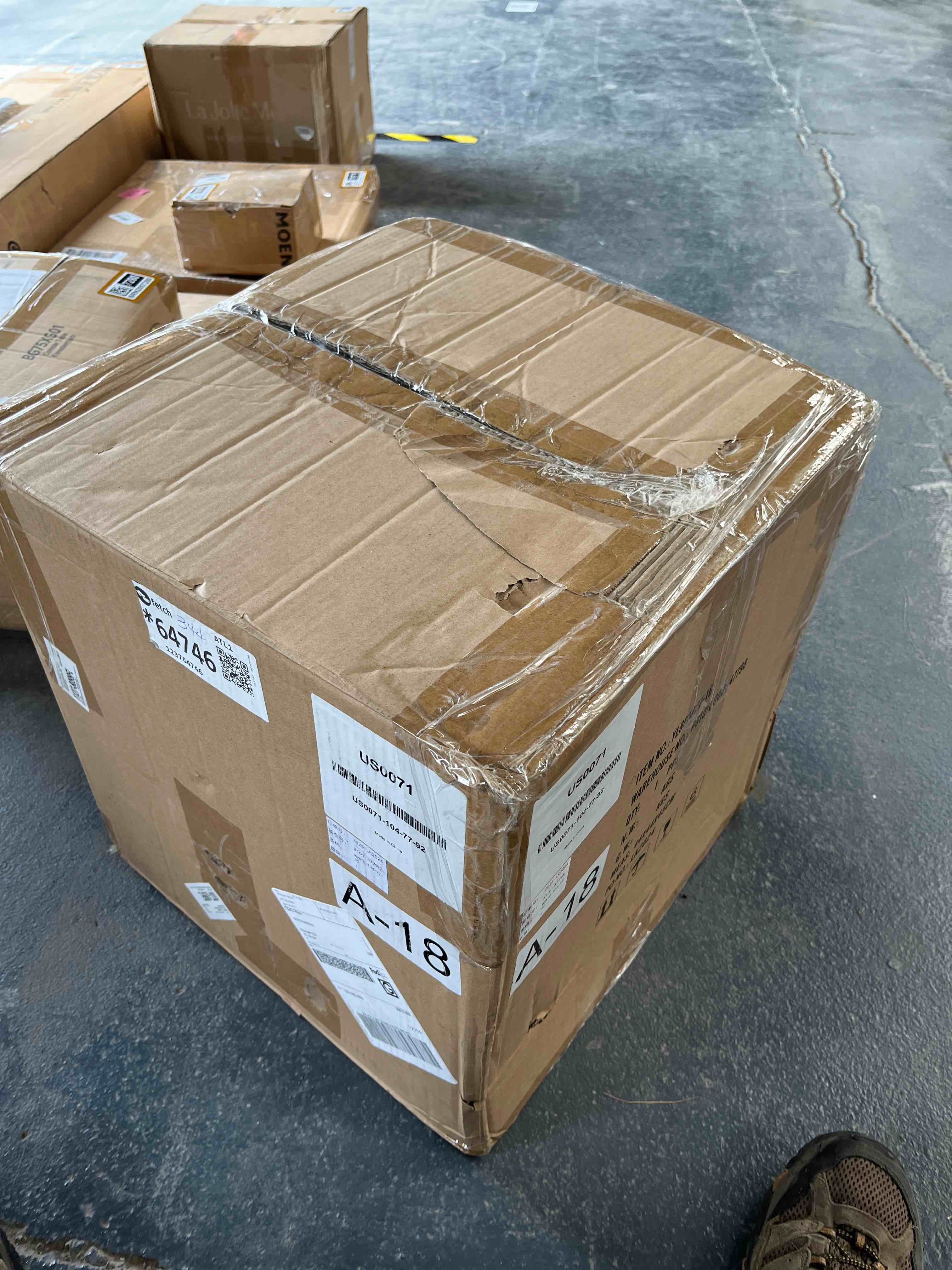 https://s3.amazonaws.com/lotting-images-prod/RustDustWanderlust/BRN2057282_1760808251100.jpeg