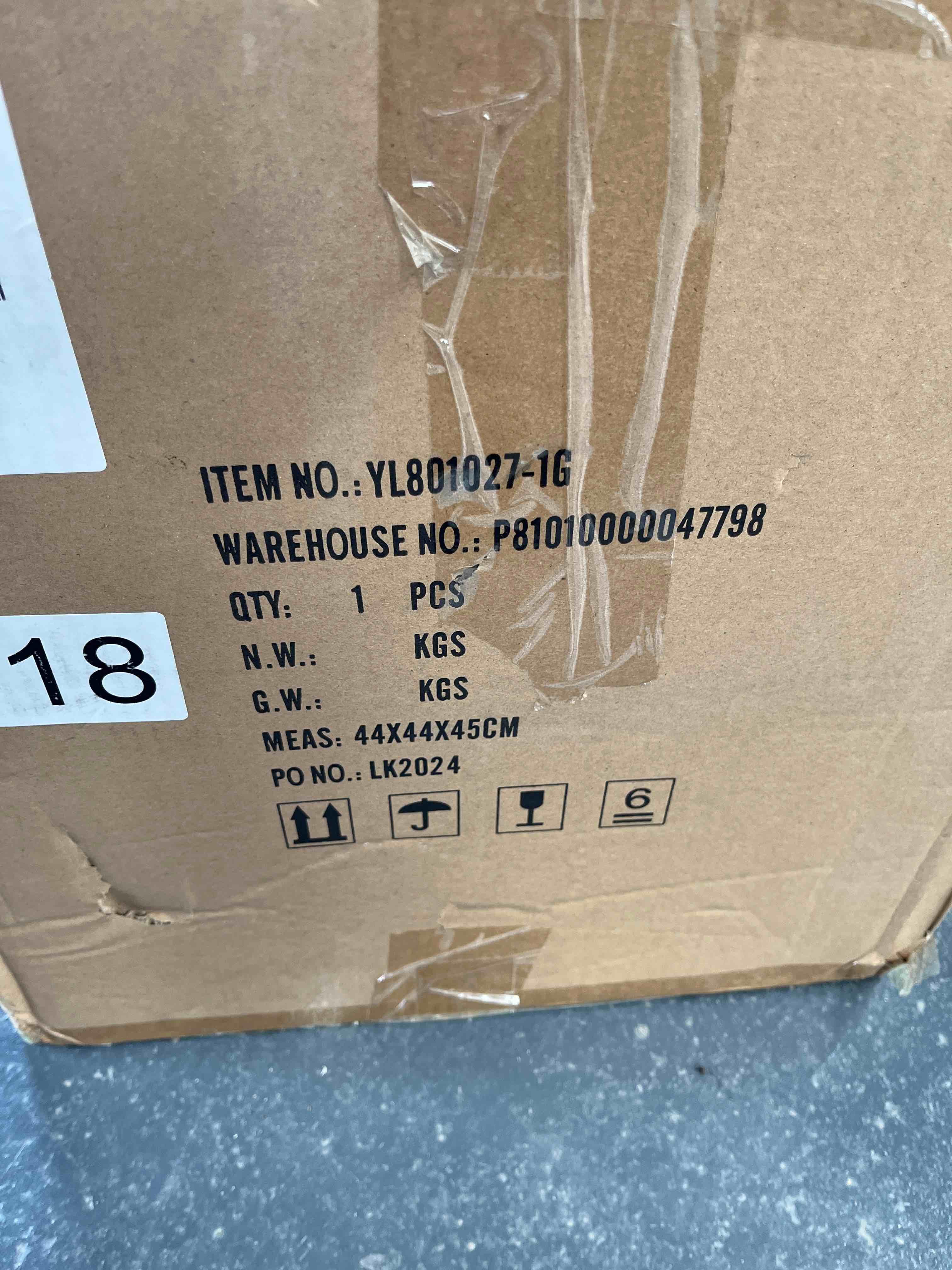 https://s3.amazonaws.com/lotting-images-prod/RustDustWanderlust/BRN2057282_1760808256922.jpeg