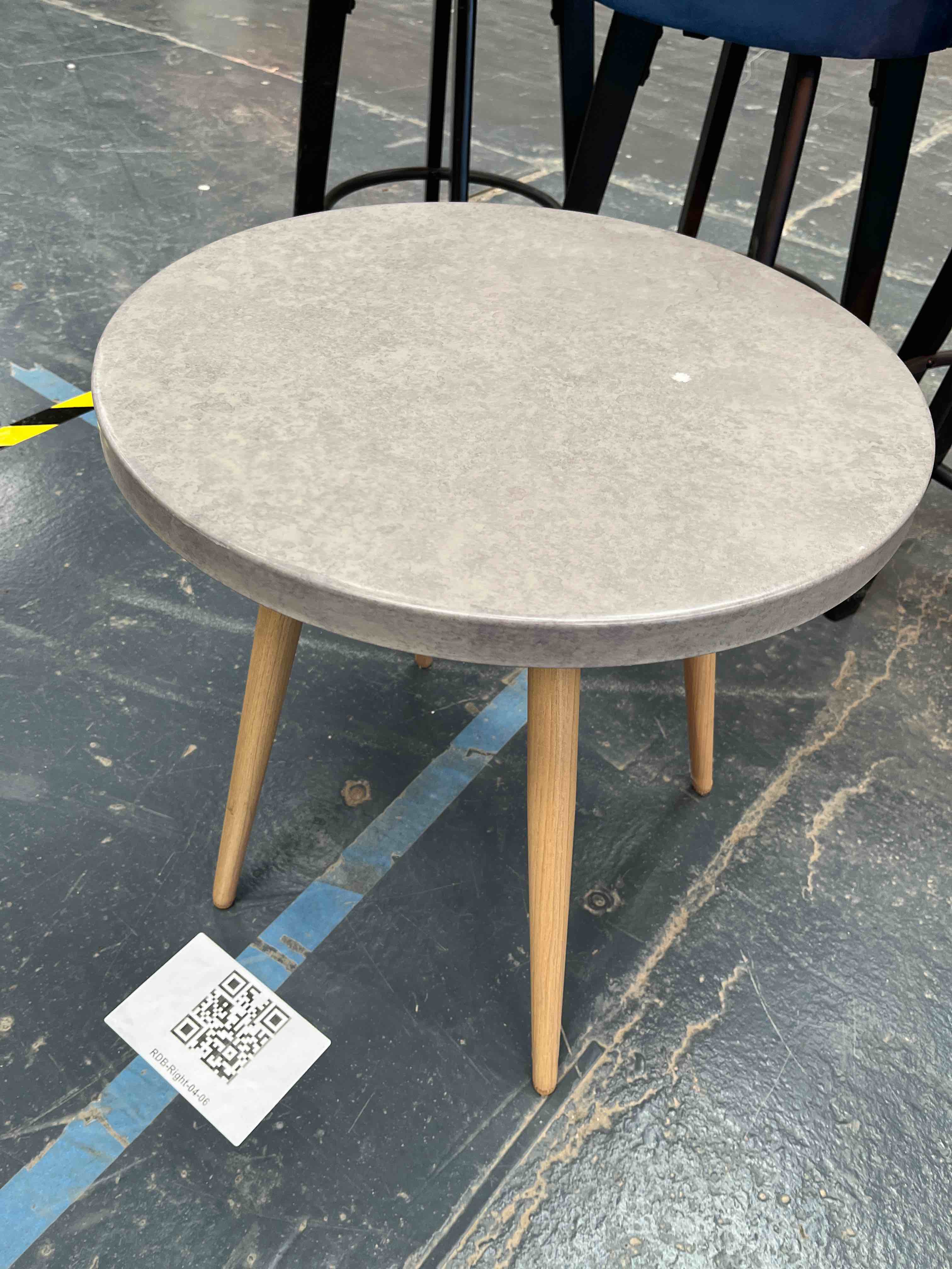 Round End Table