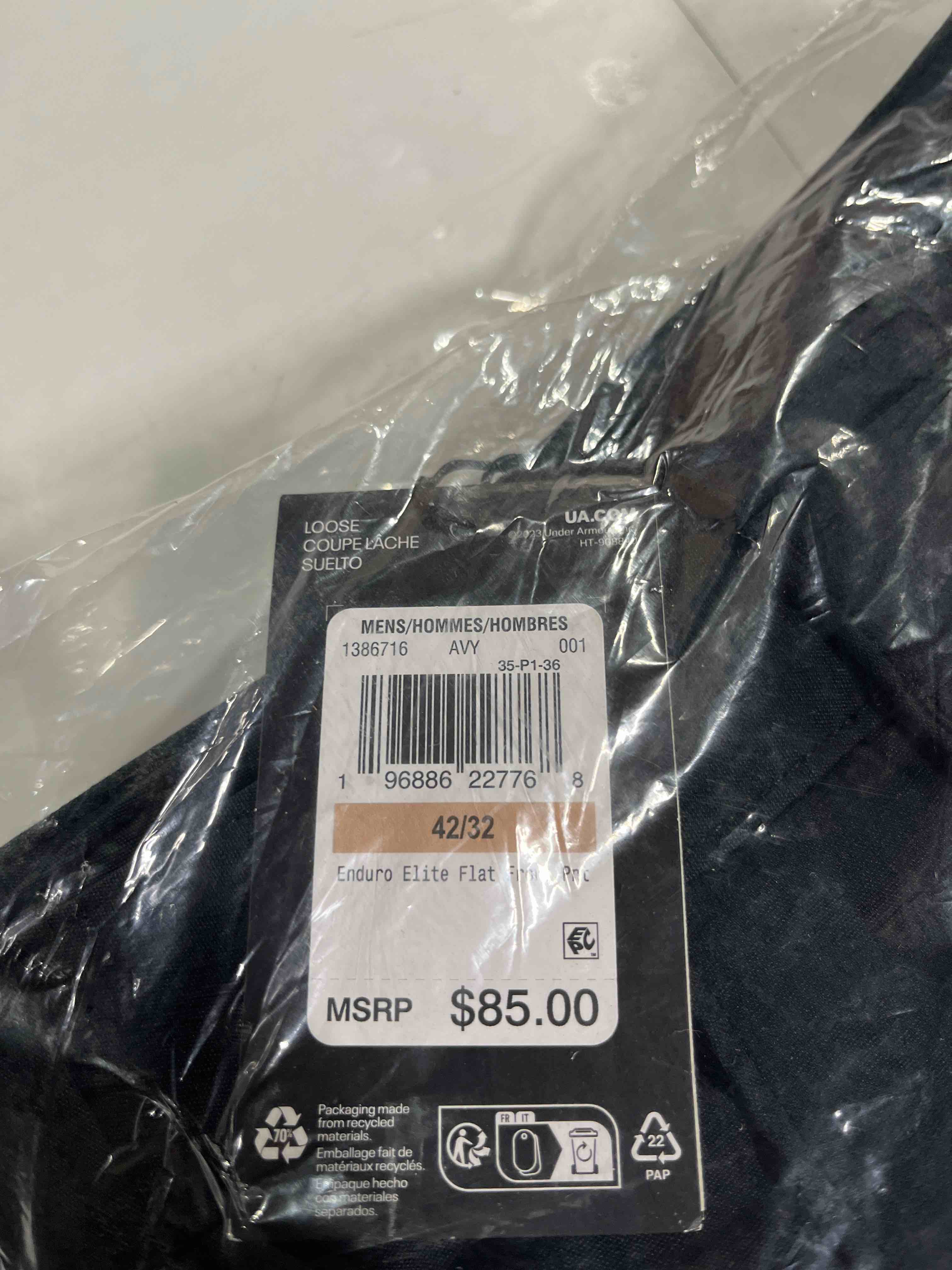 https://s3.amazonaws.com/lotting-images-prod/RustDustWanderlust/BRN2058370_1761166049301.jpeg