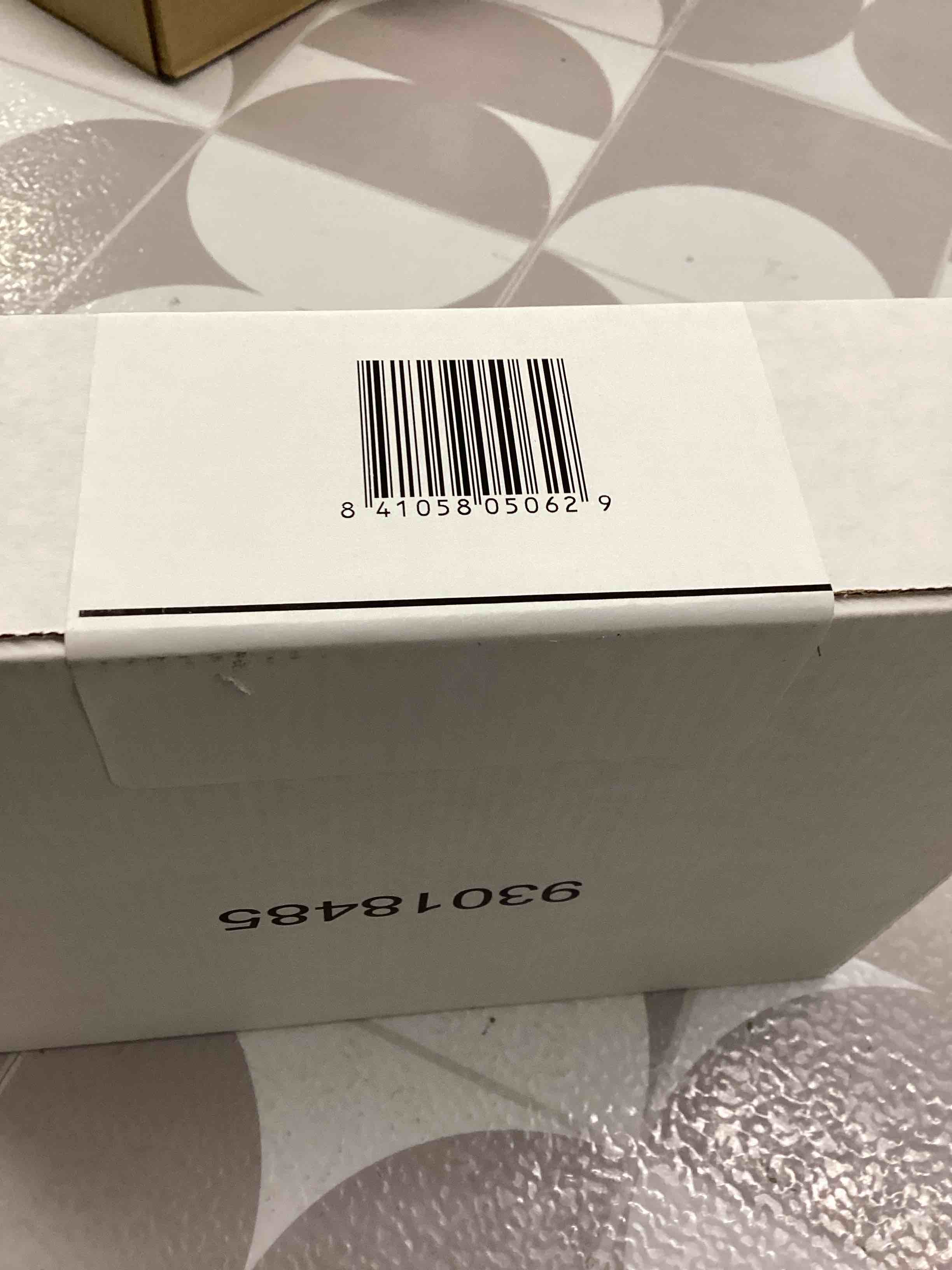 https://s3.amazonaws.com/lotting-images-prod/RustDustWanderlust/BRN2062049_1742842906004.jpeg
