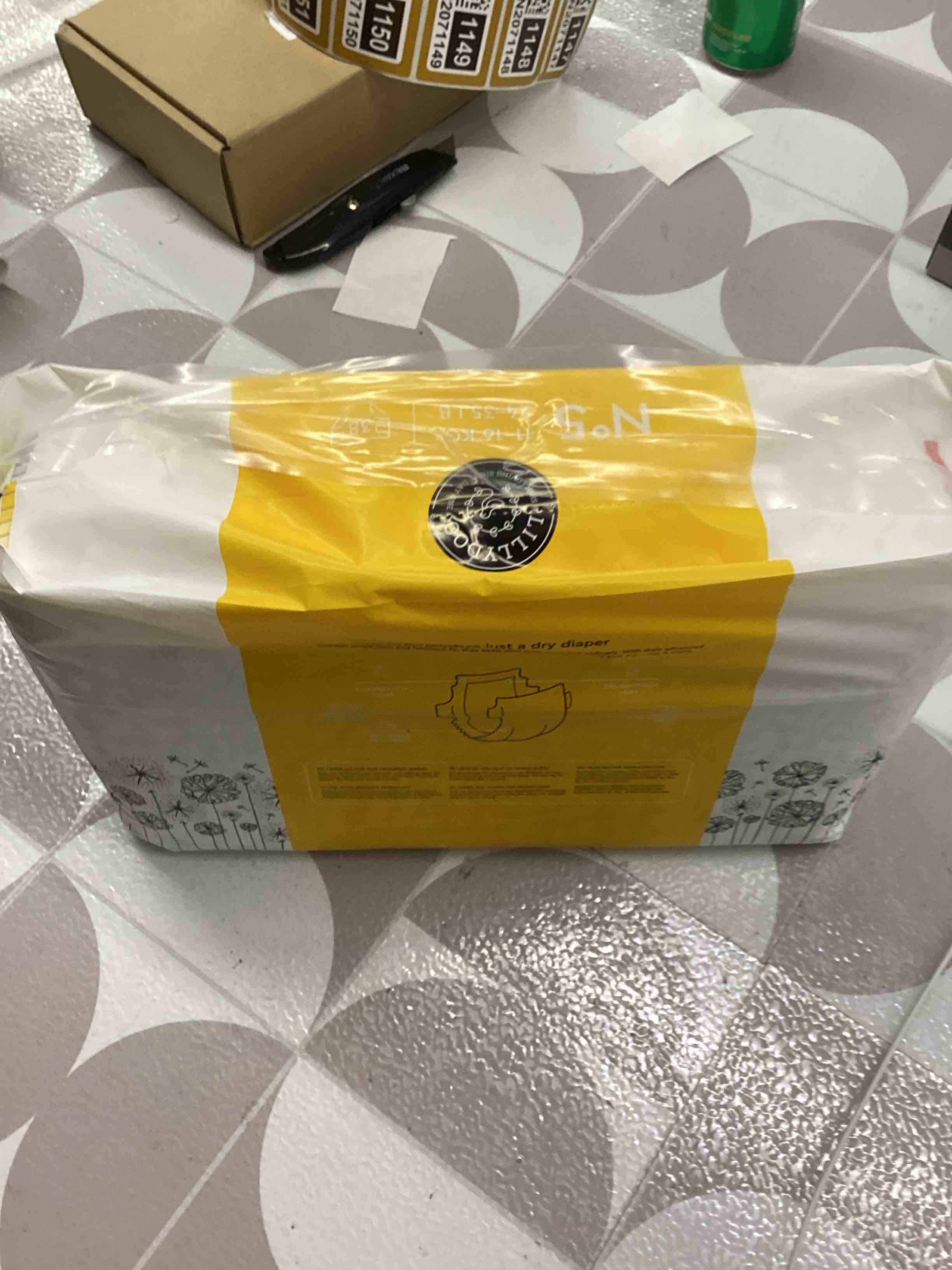 https://s3.amazonaws.com/lotting-images-prod/RustDustWanderlust/BRN2062053_1742845989534.jpeg