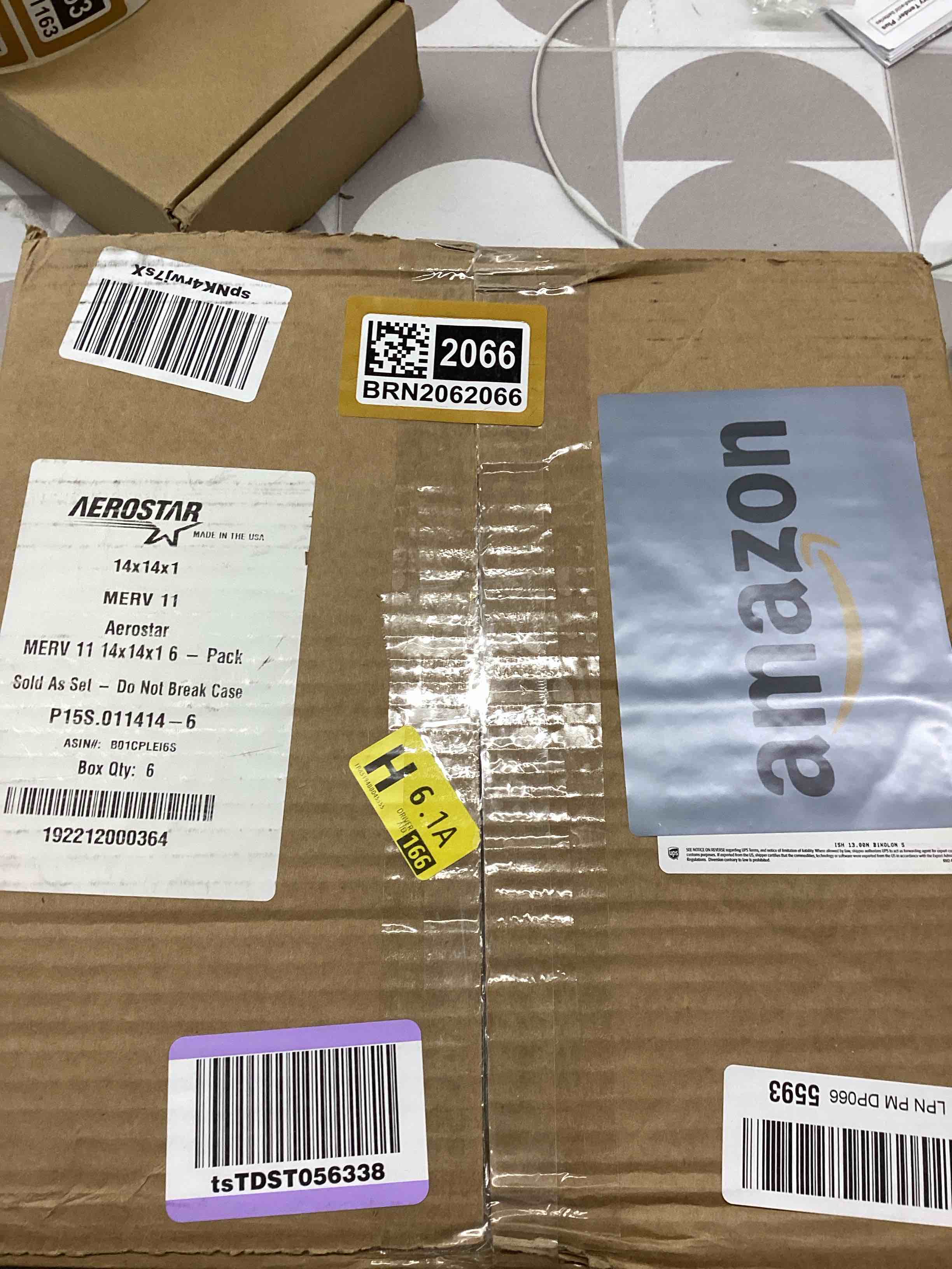 https://s3.amazonaws.com/lotting-images-prod/RustDustWanderlust/BRN2062066_1742849635360.jpeg