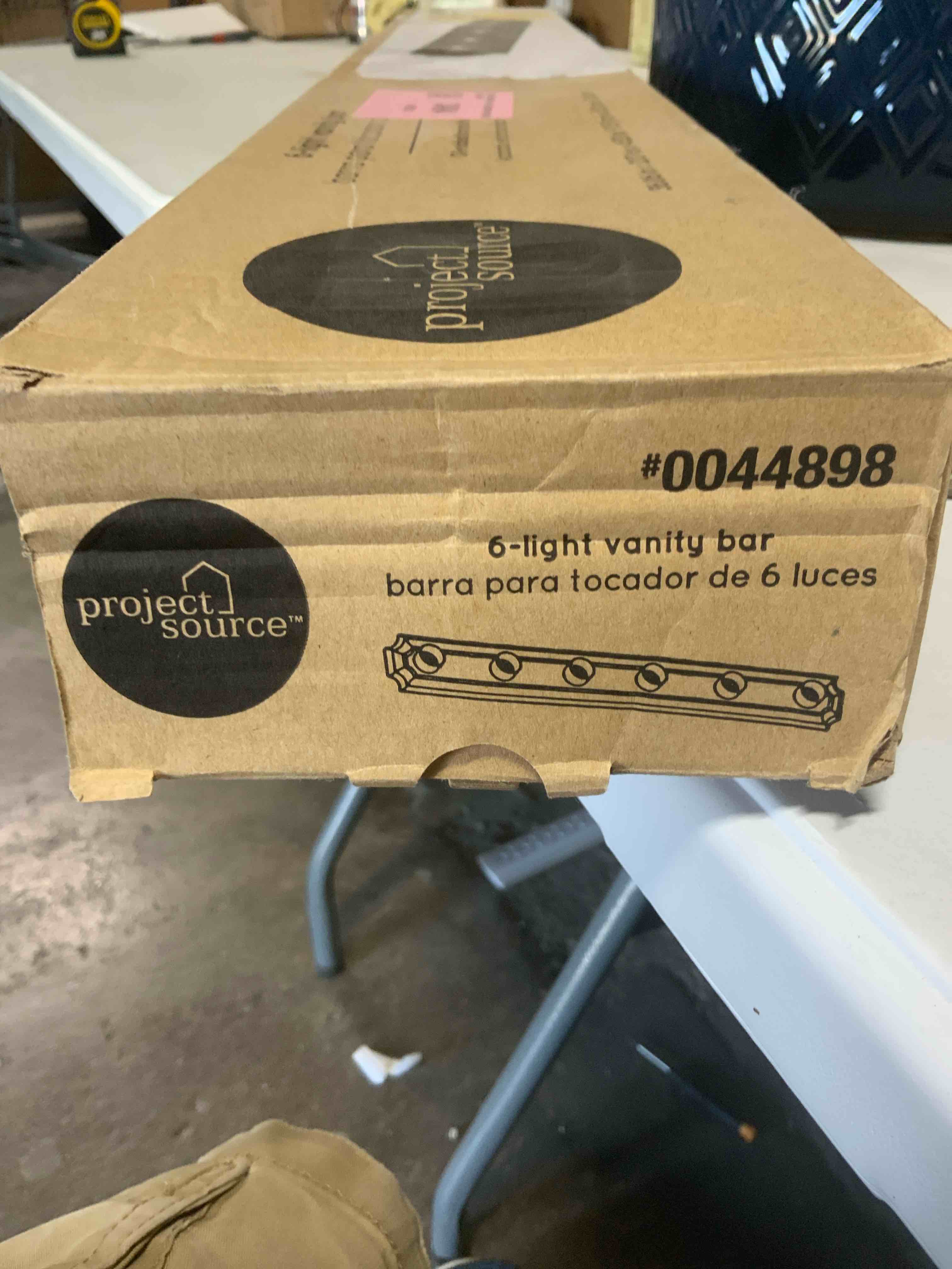https://s3.amazonaws.com/lotting-images-prod/RustDustWanderlust/BRN2063180_1752871223794.jpeg