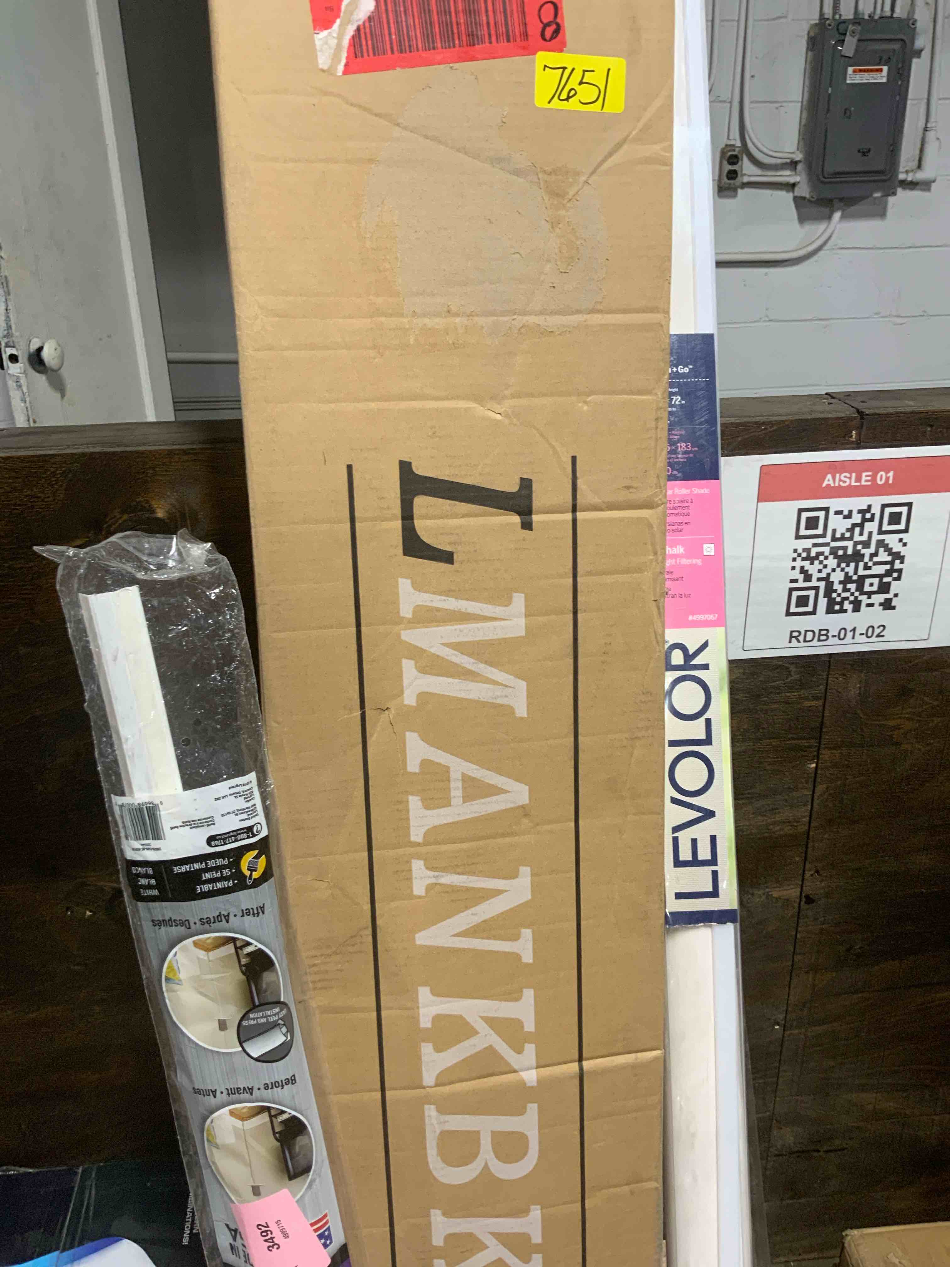 https://s3.amazonaws.com/lotting-images-prod/RustDustWanderlust/BRN2063185_1752867357365.jpeg