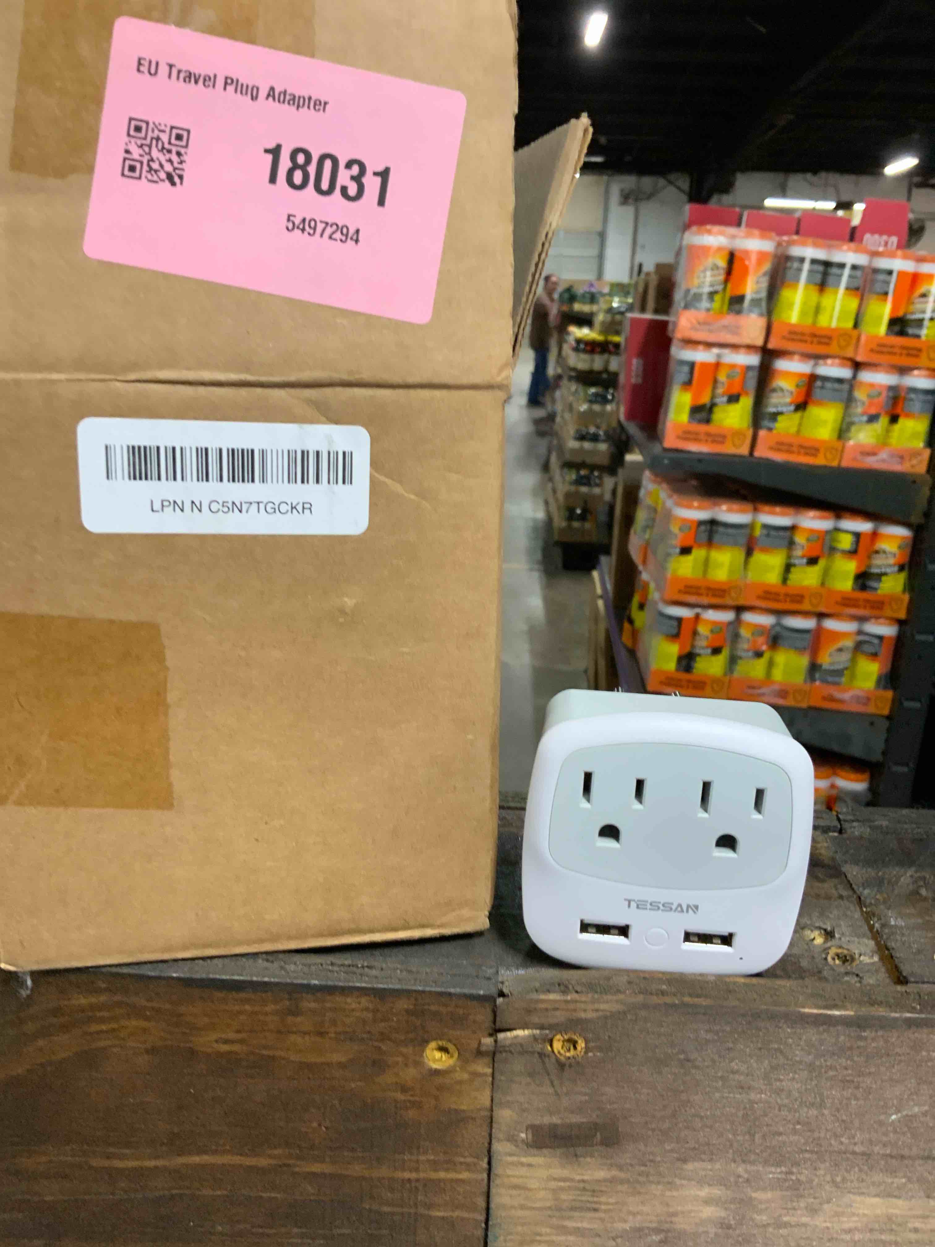 https://s3.amazonaws.com/lotting-images-prod/RustDustWanderlust/BRN2064887_1755555801092.jpeg
