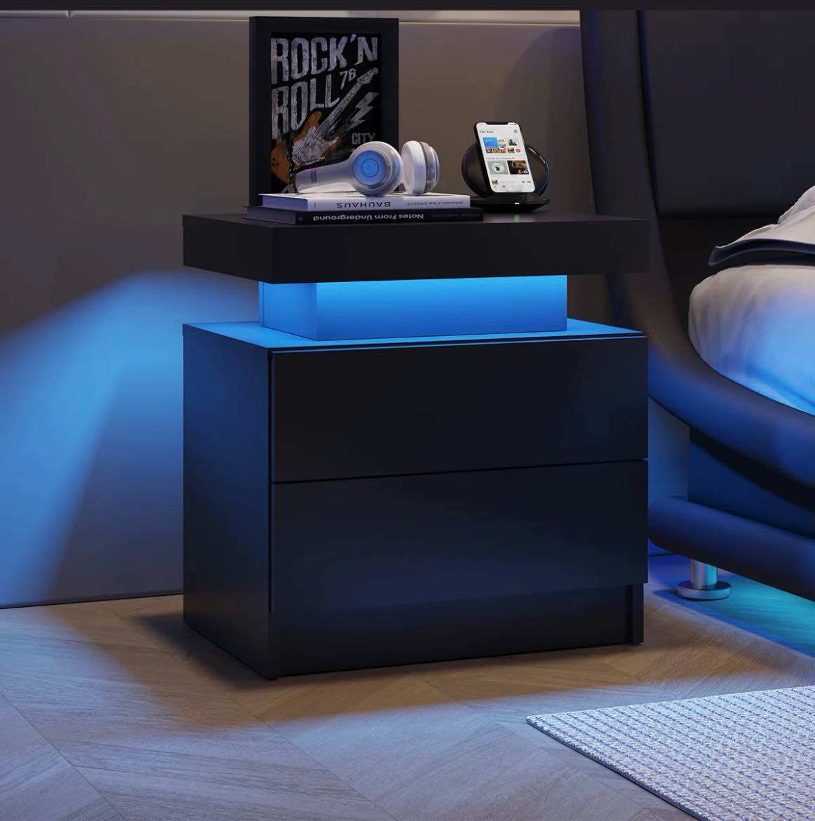 Desassure 20'' W Nightstand