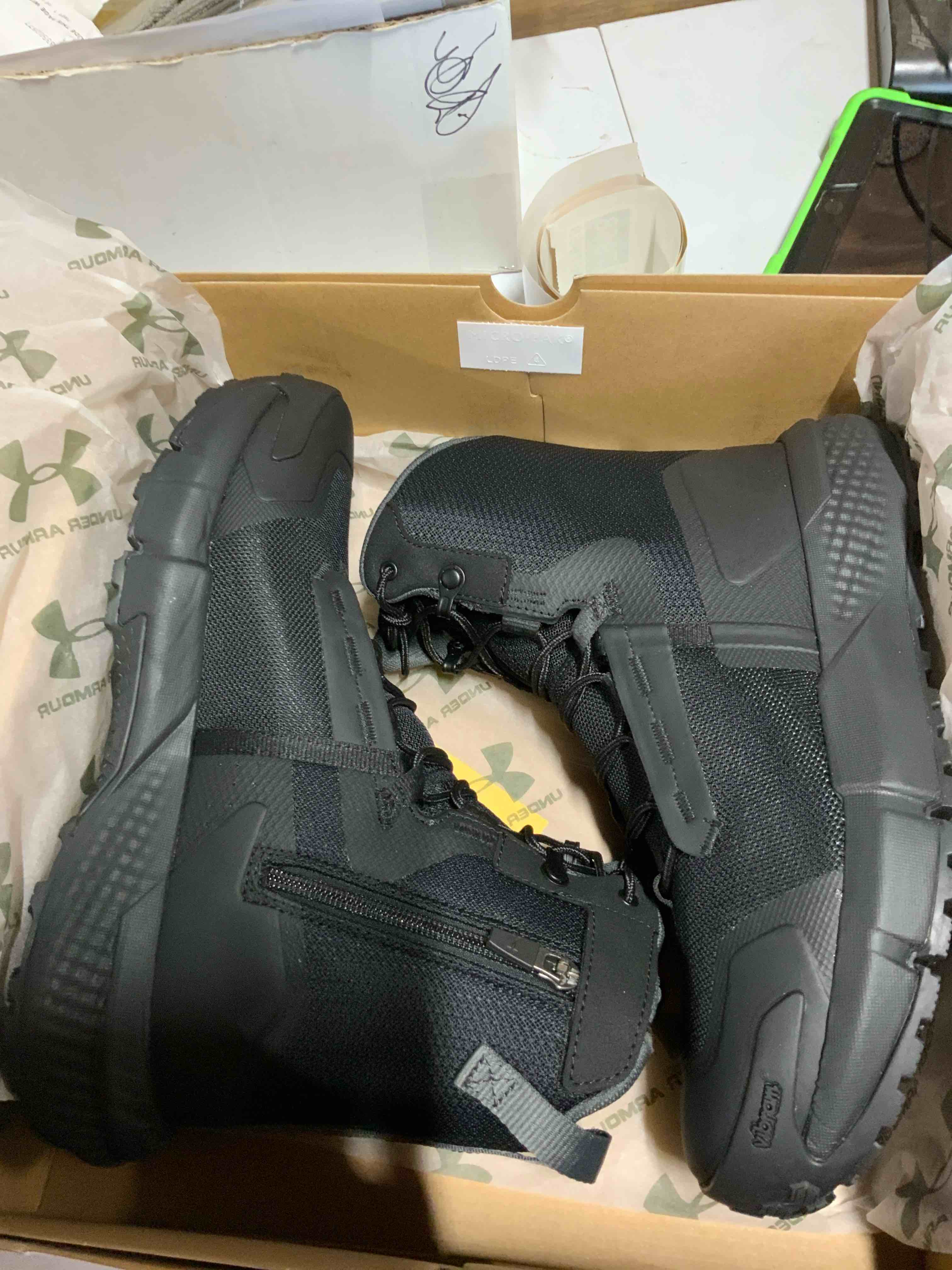 Under Armour Boots 8.5