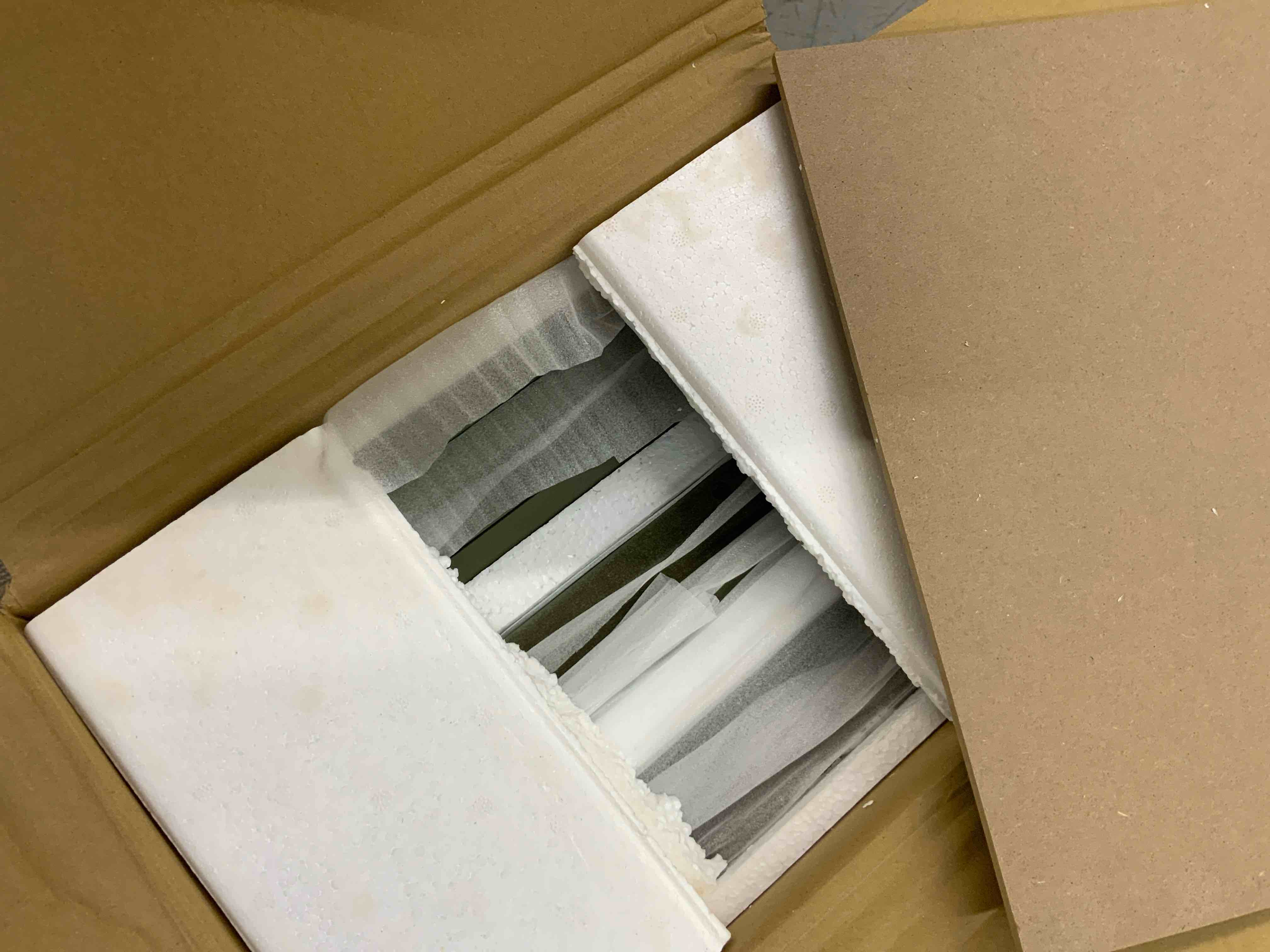 https://s3.amazonaws.com/lotting-images-prod/RustDustWanderlust/BRN2071213_1743013639440.jpeg