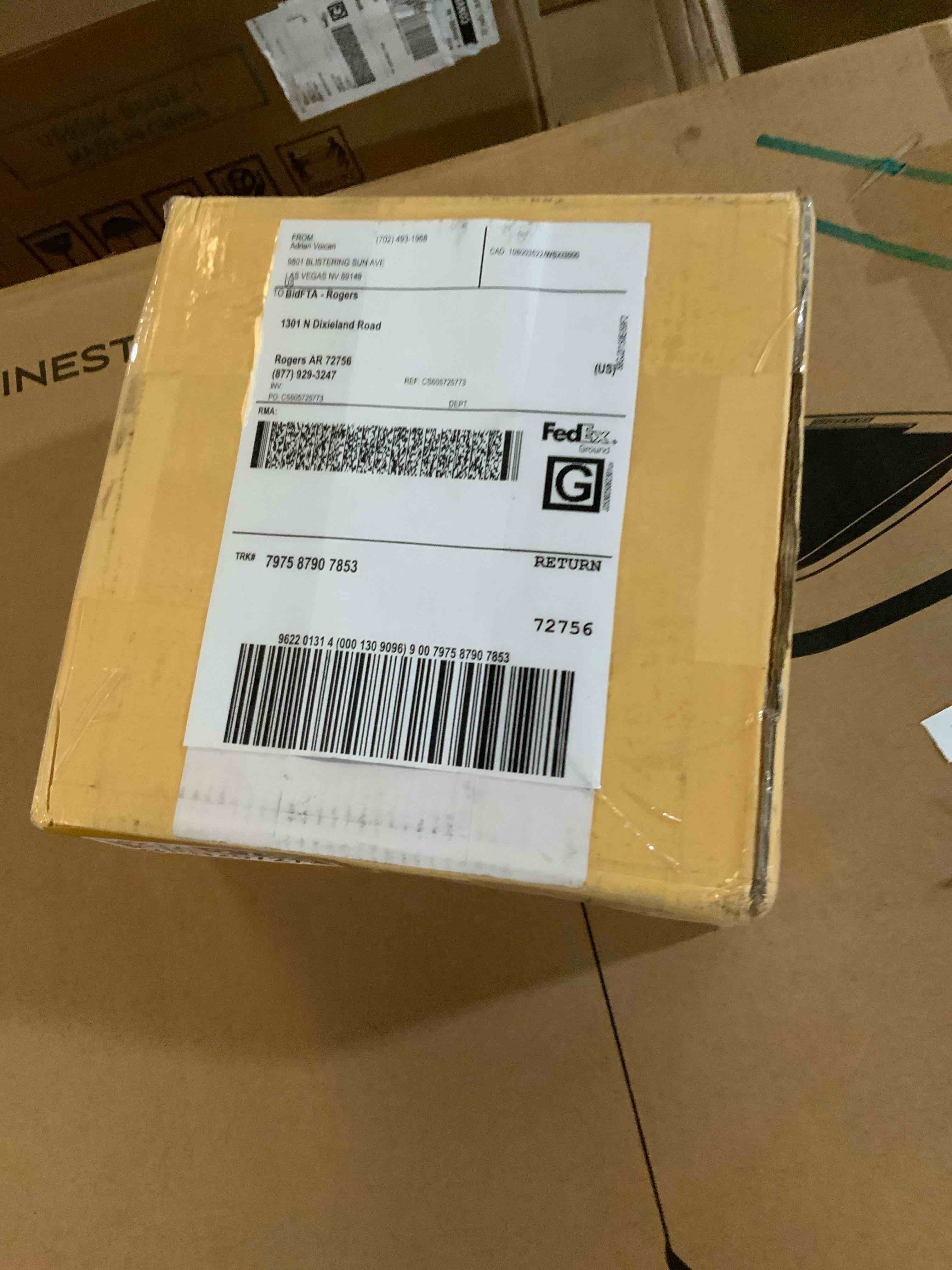https://s3.amazonaws.com/lotting-images-prod/RustDustWanderlust/BRN2072789_1757957322731.jpeg