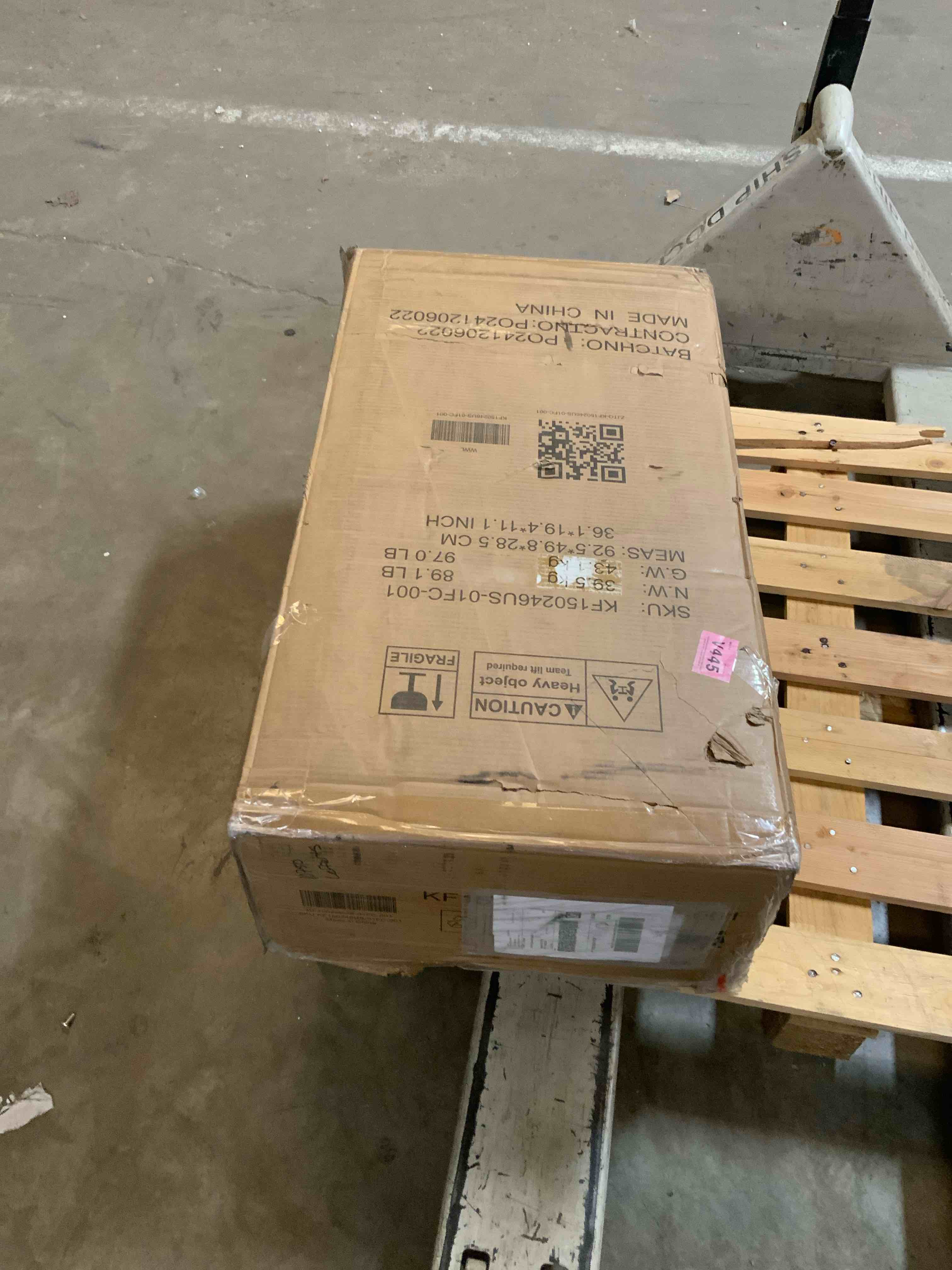 https://s3.amazonaws.com/lotting-images-prod/RustDustWanderlust/BRN2072868_1758049044444.jpeg