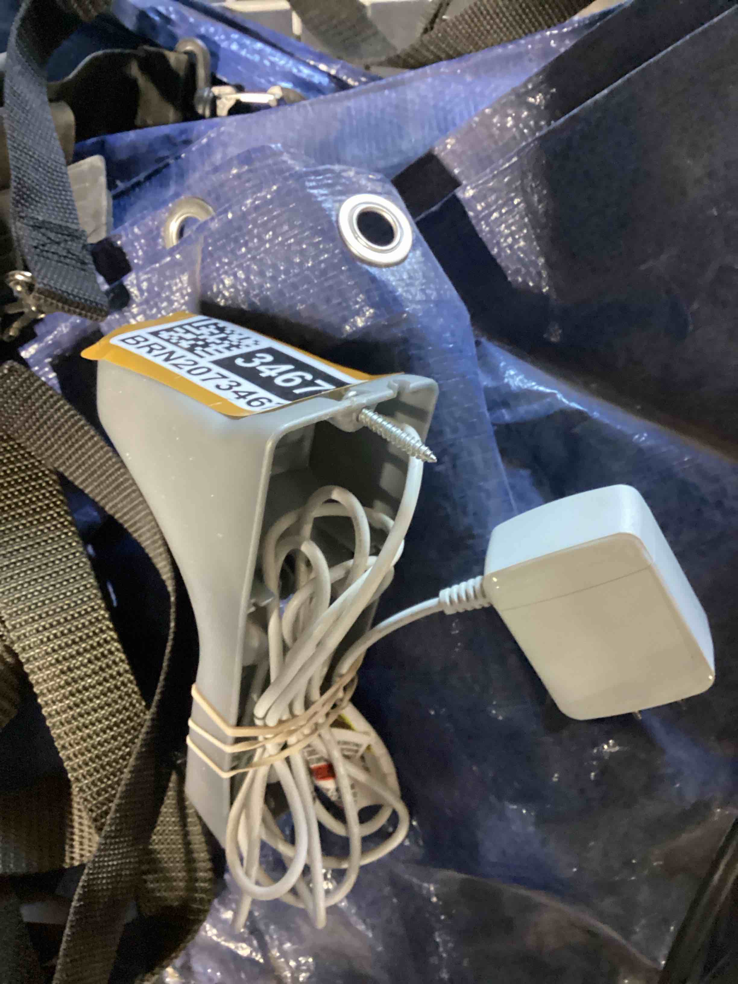 Condition photo showing Good Condition for black+decker vacuum charger 