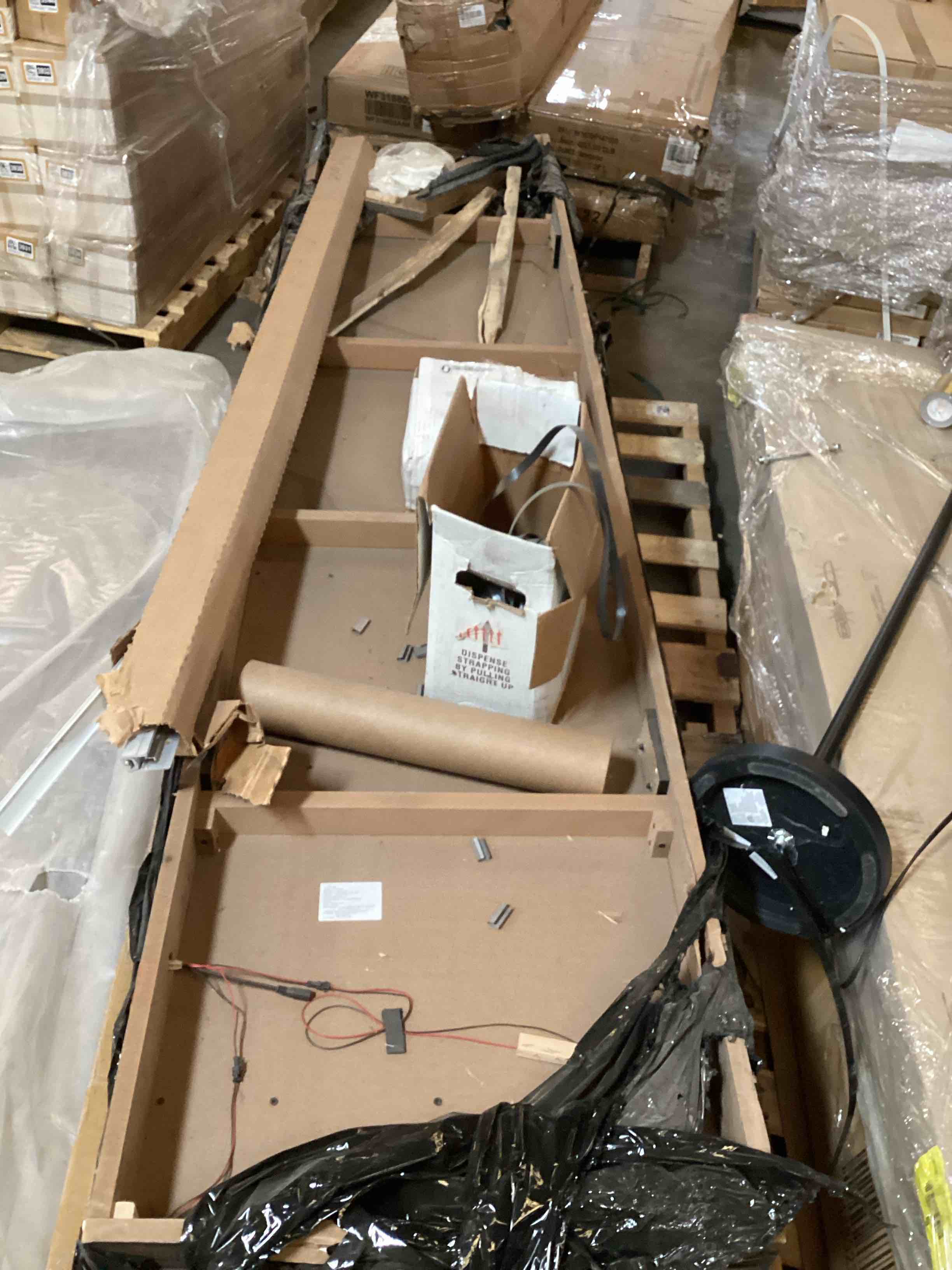 American Legend Kirkwood 9’ LED Light Up Shuffleboard Table