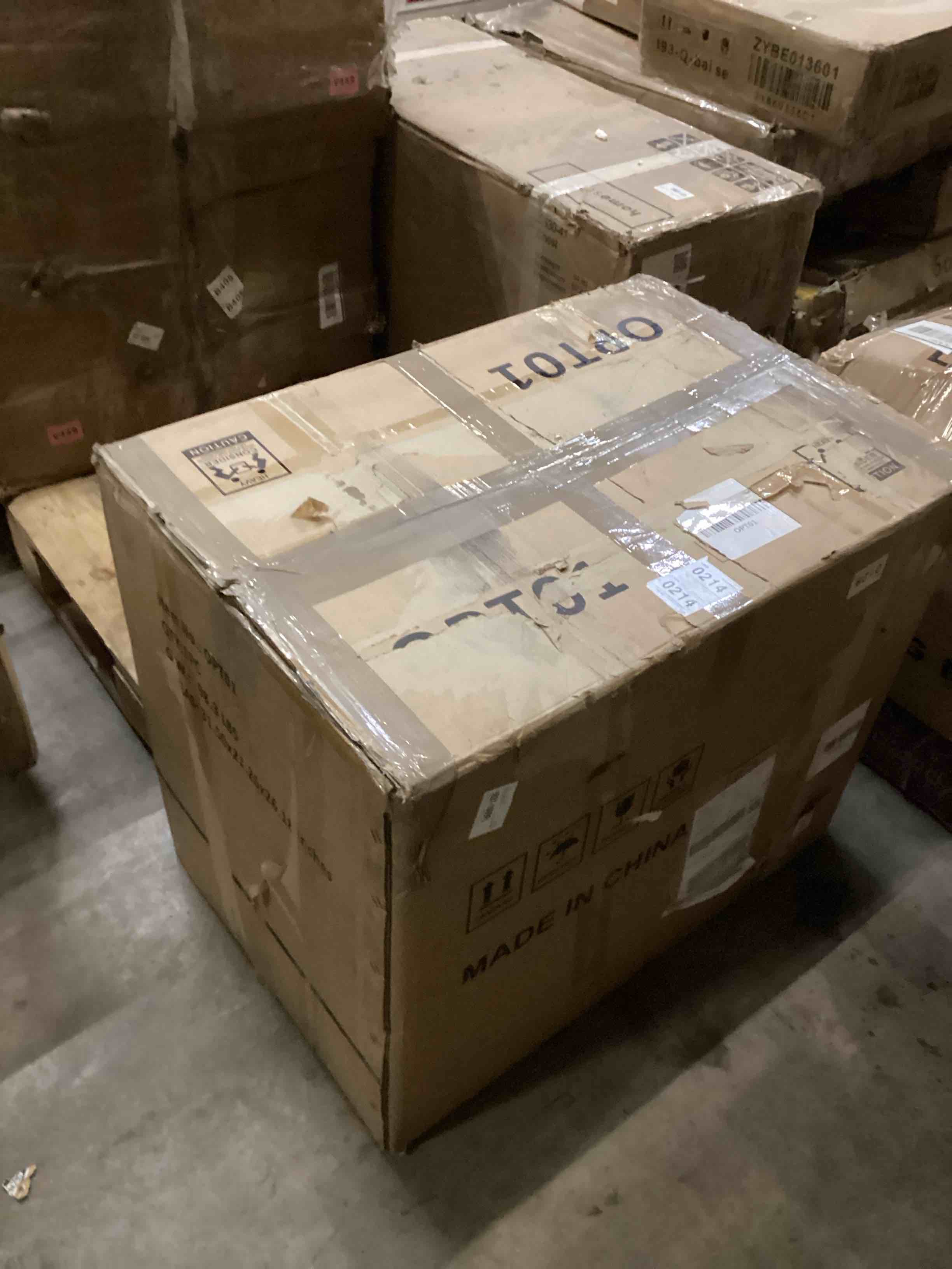 smart toilet with heated seat and night light, tankless toilets for bathroom, modern one piece toilet standard comfort height toilet with auto flush, auto open close lid/seat,slow close