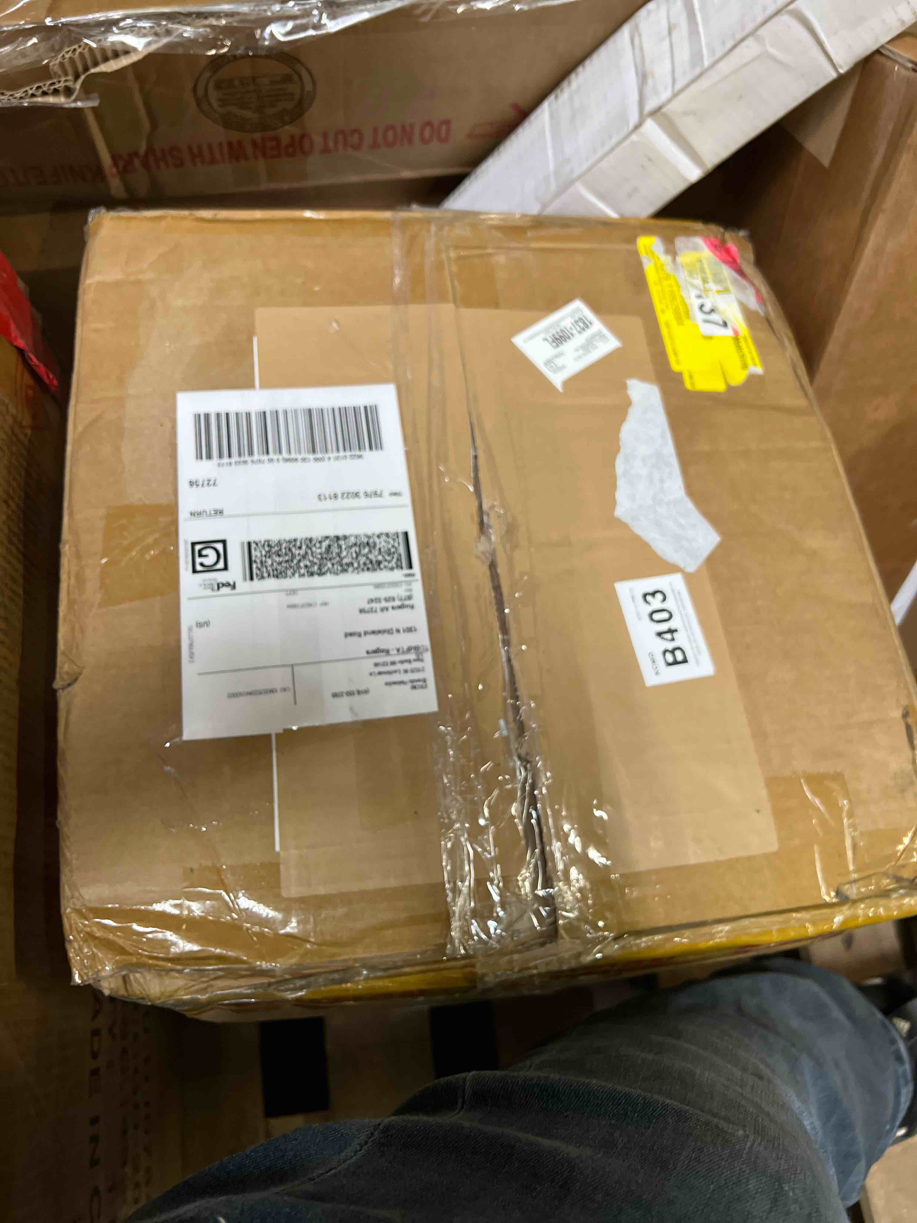 charleily pedestal wood round coffee table