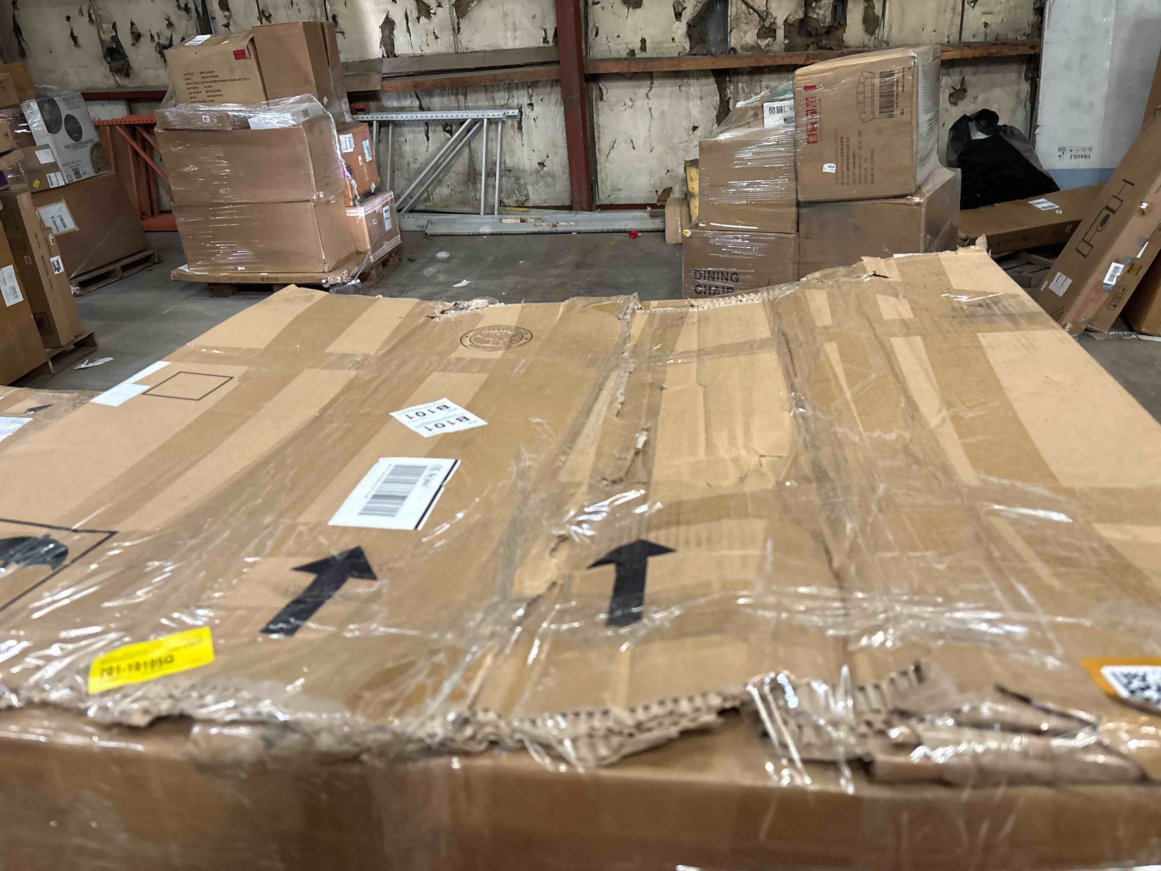 Hutcheson 29.9'' Wide Corduroy Storage Ottoman