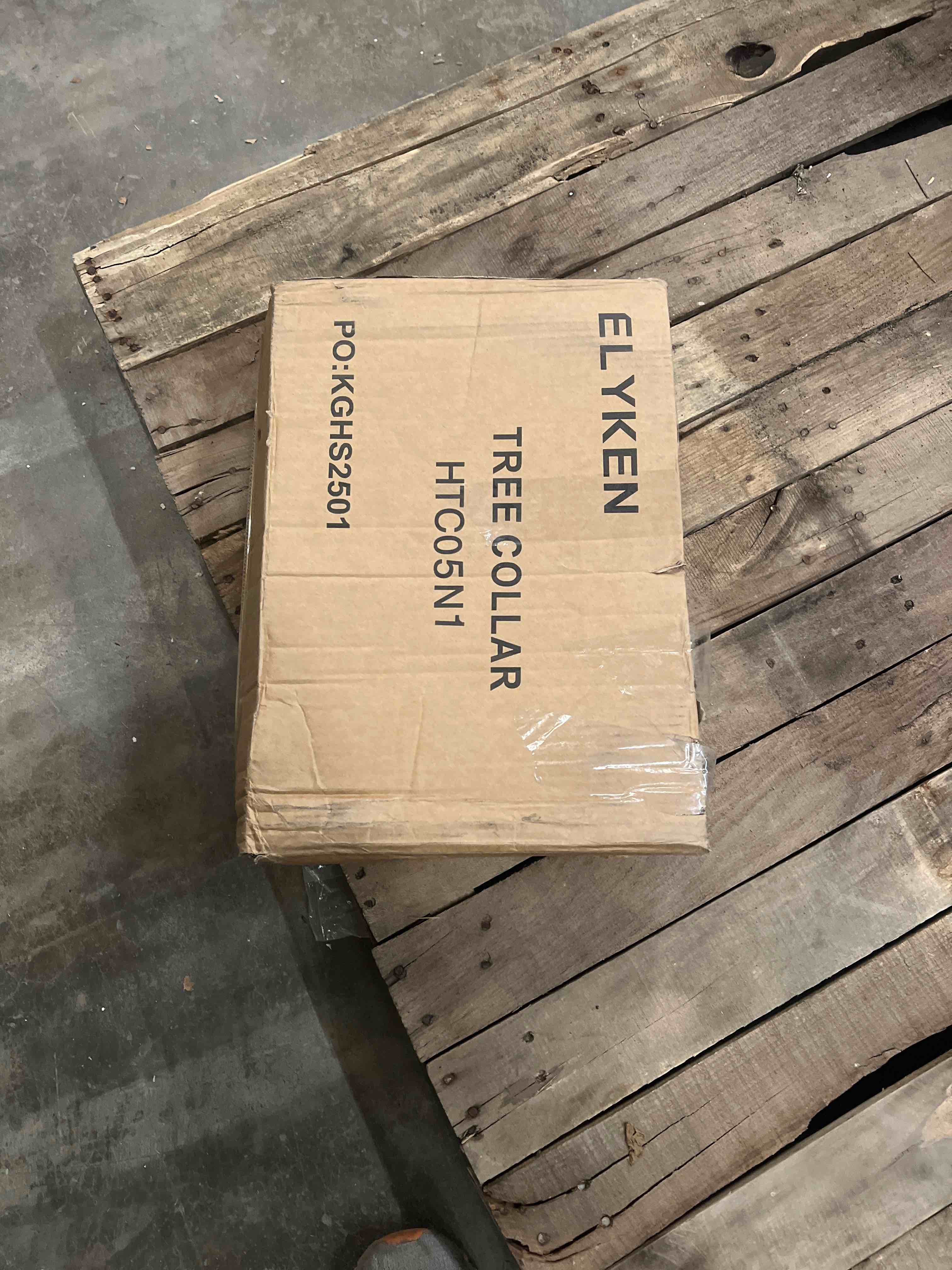 Condition photo showing Good Condition for Tree Collar