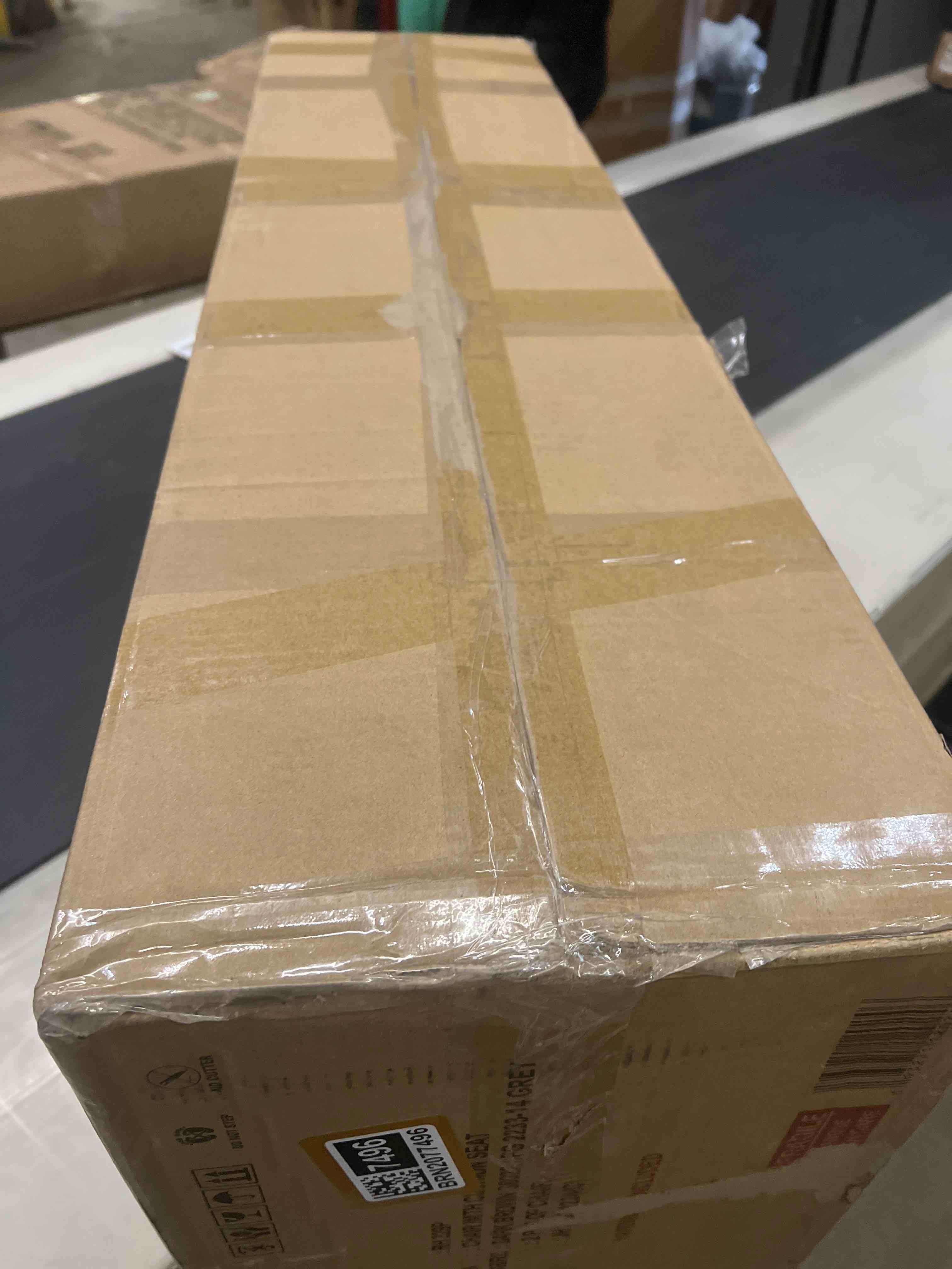 Condition photo showing Good Condition for (INCOMPLETE) Esfira 4 - Person Counter Height Solid Oak Dining Set