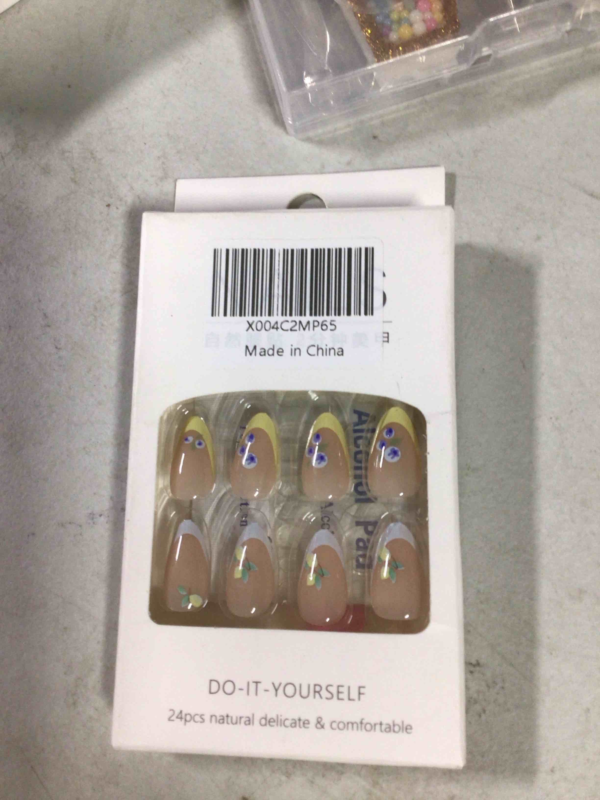 24 Pcs Press on Nails