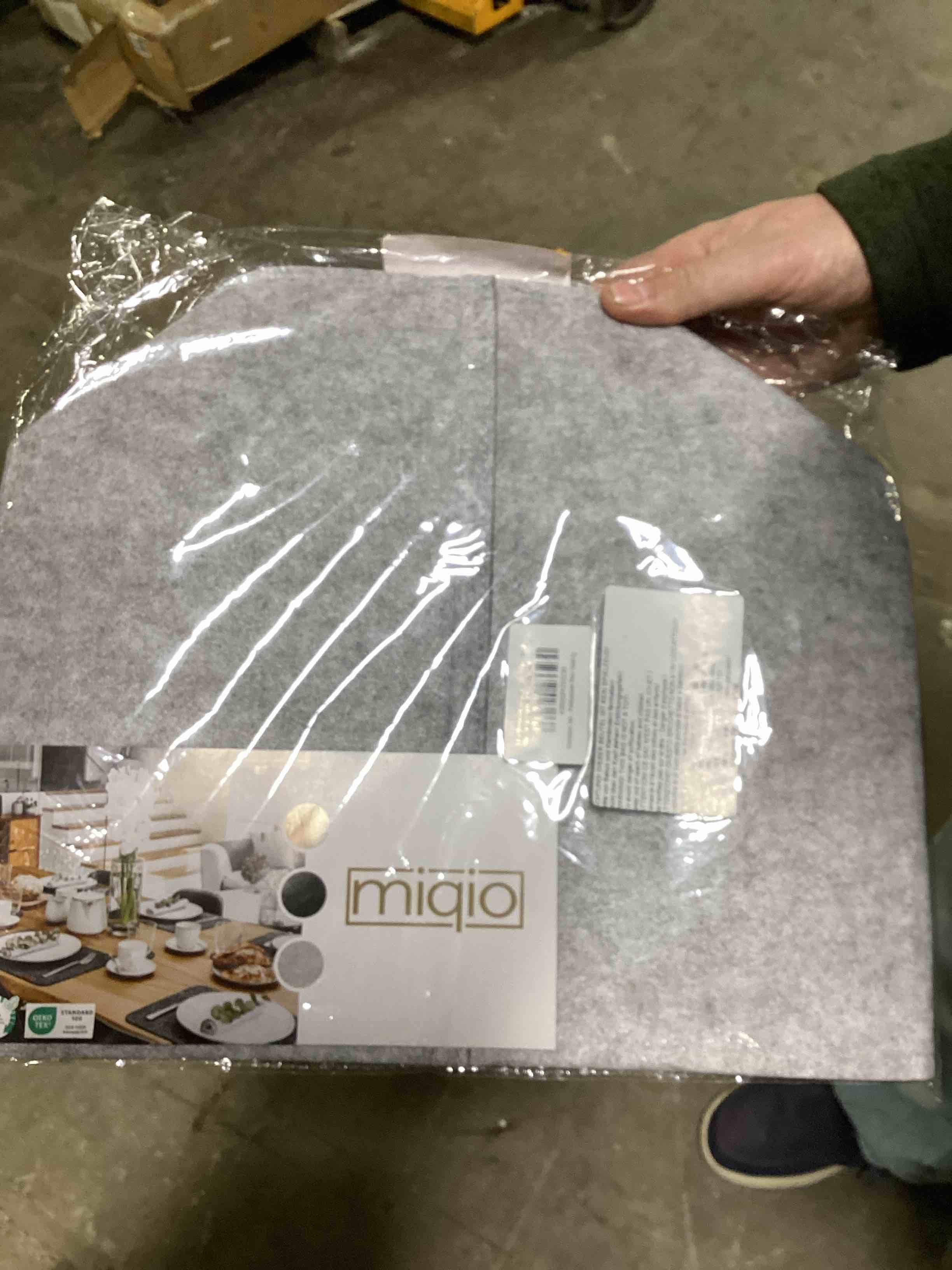 Condition photo showing New/Like New for 3 Felt Baskets Rectangular