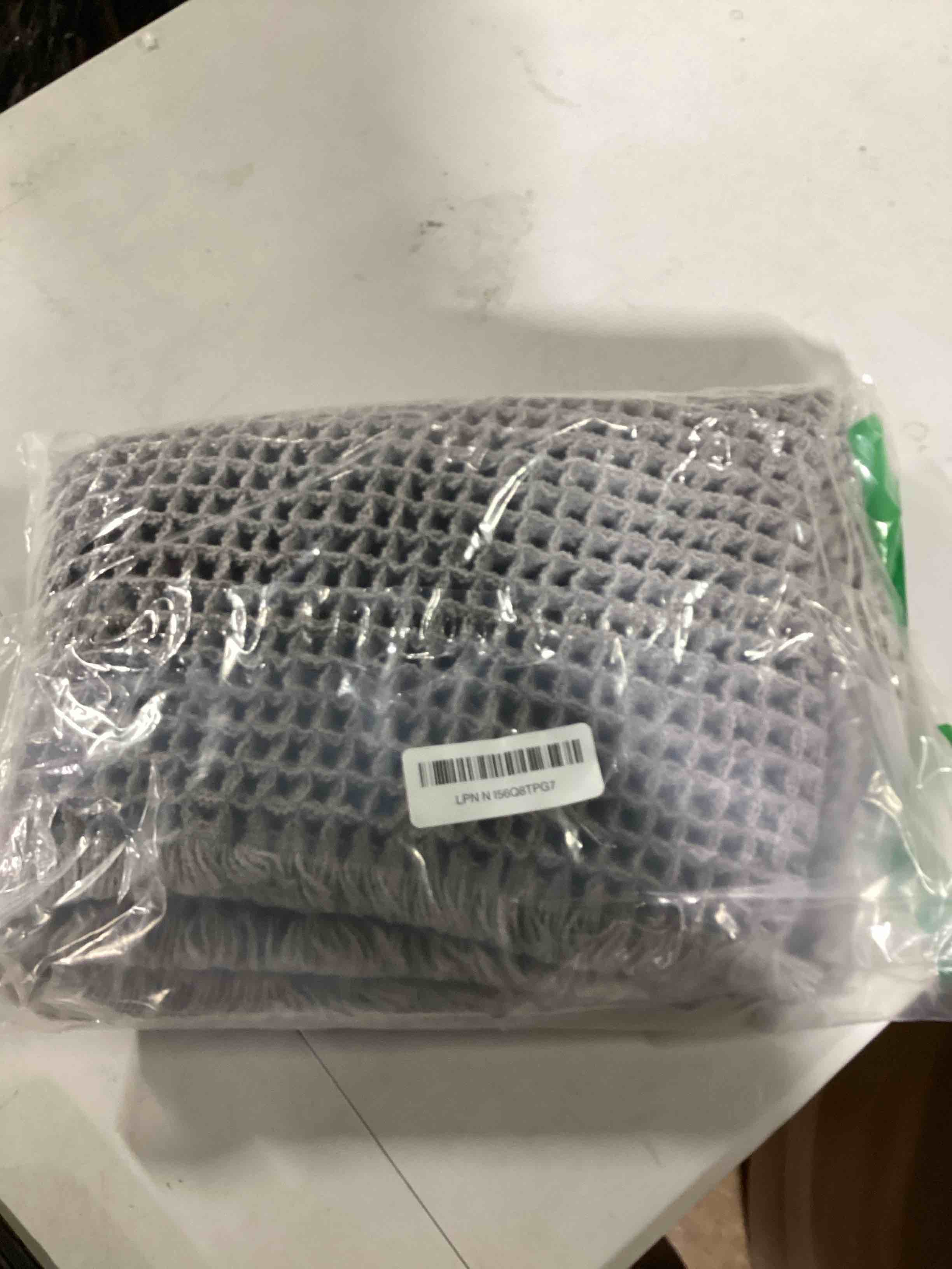 Condition photo showing Good Condition for AMOAMI Upgraded Waffle Runner Rug Super Absorbent Non Slip Bath Mats for Bathroom Machine Washable B