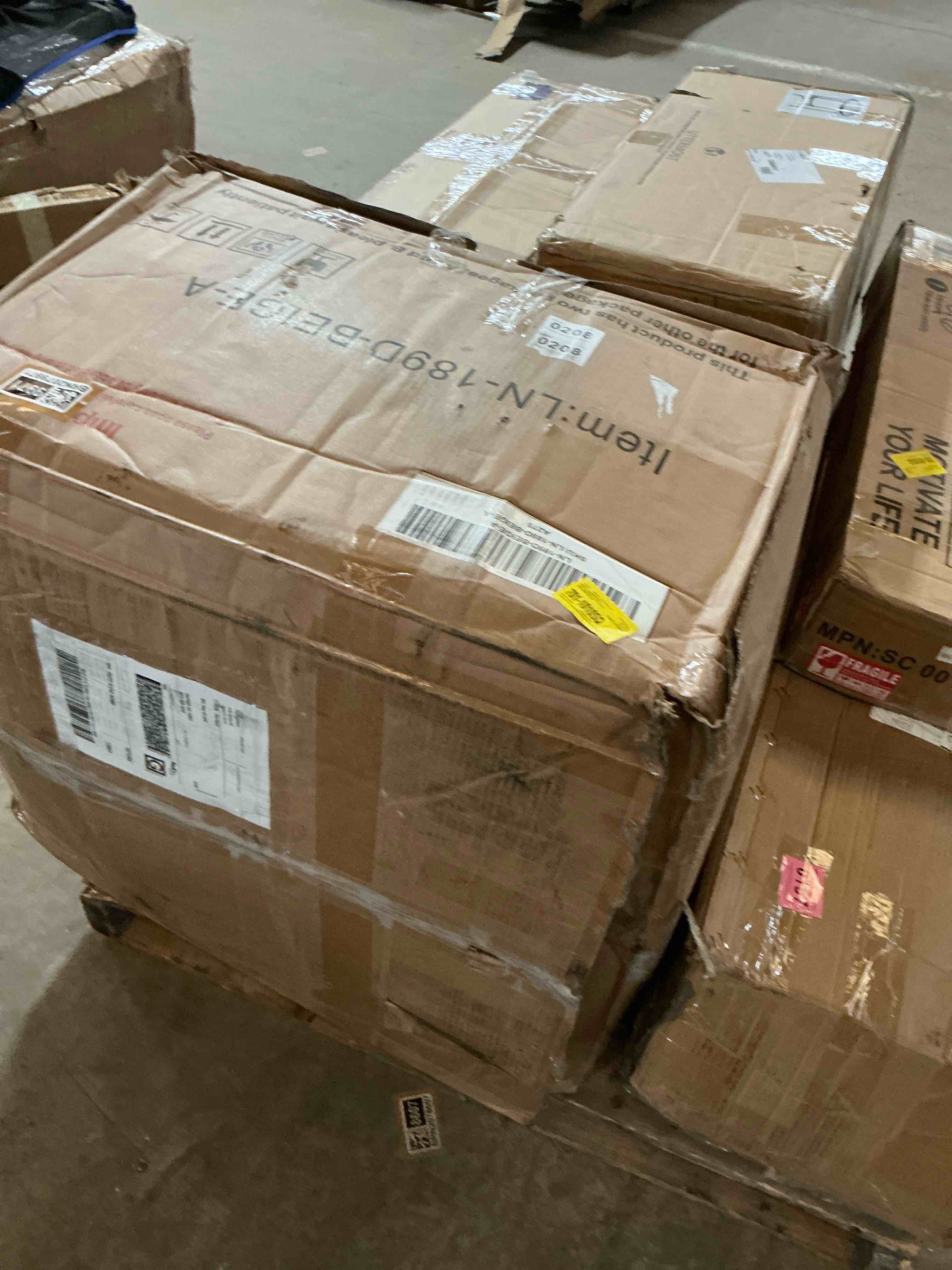 Condition photo showing Good Condition for Ultimate Comfort Luxurious Power Recliner: Adjustable Pillows And Swivel Rocker Desig