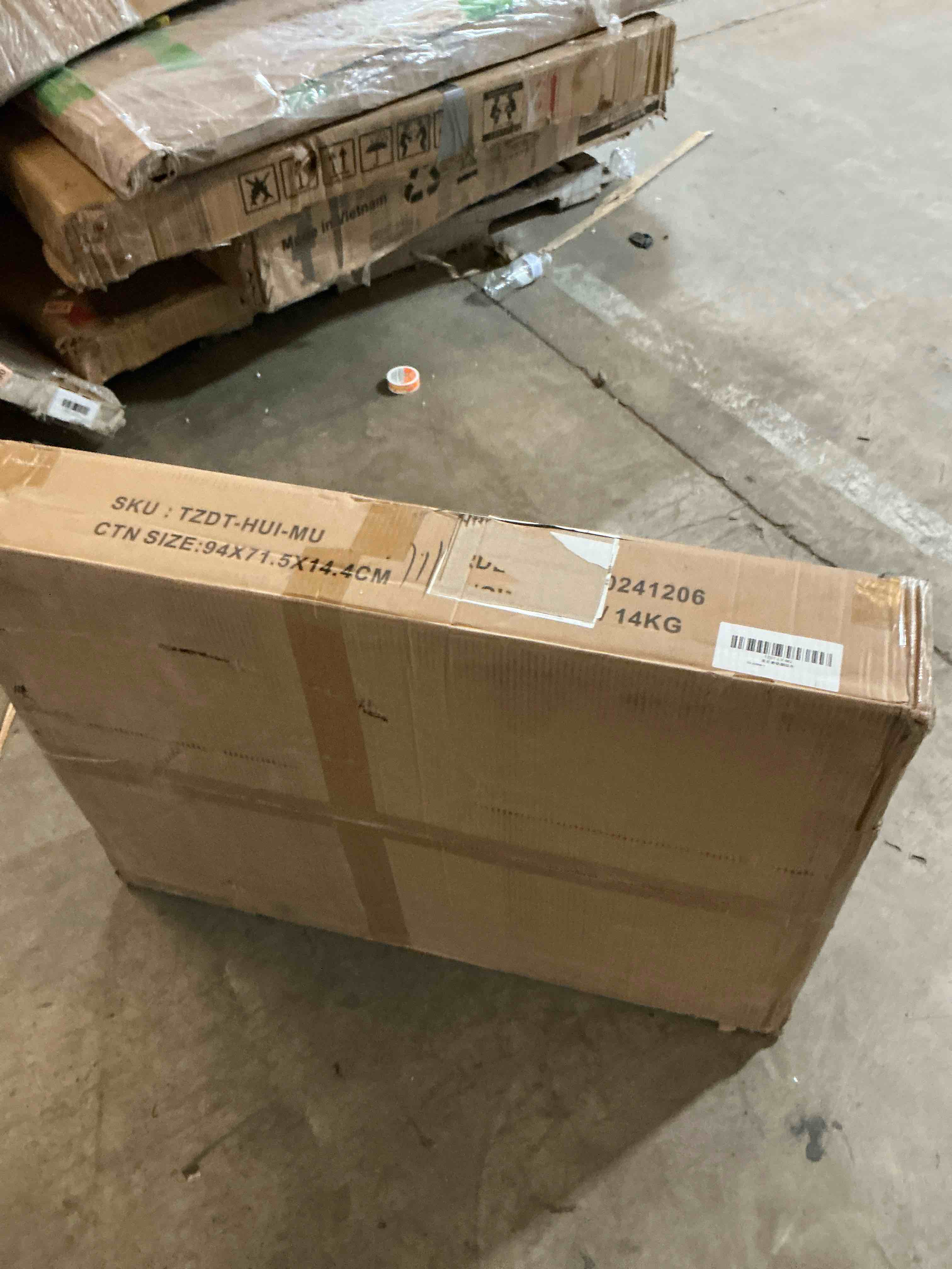 Condition photo showing Good Condition for Puzzle Table and Board with 4 Drawers - Adjustable Tilting Angle, Wheels & No...