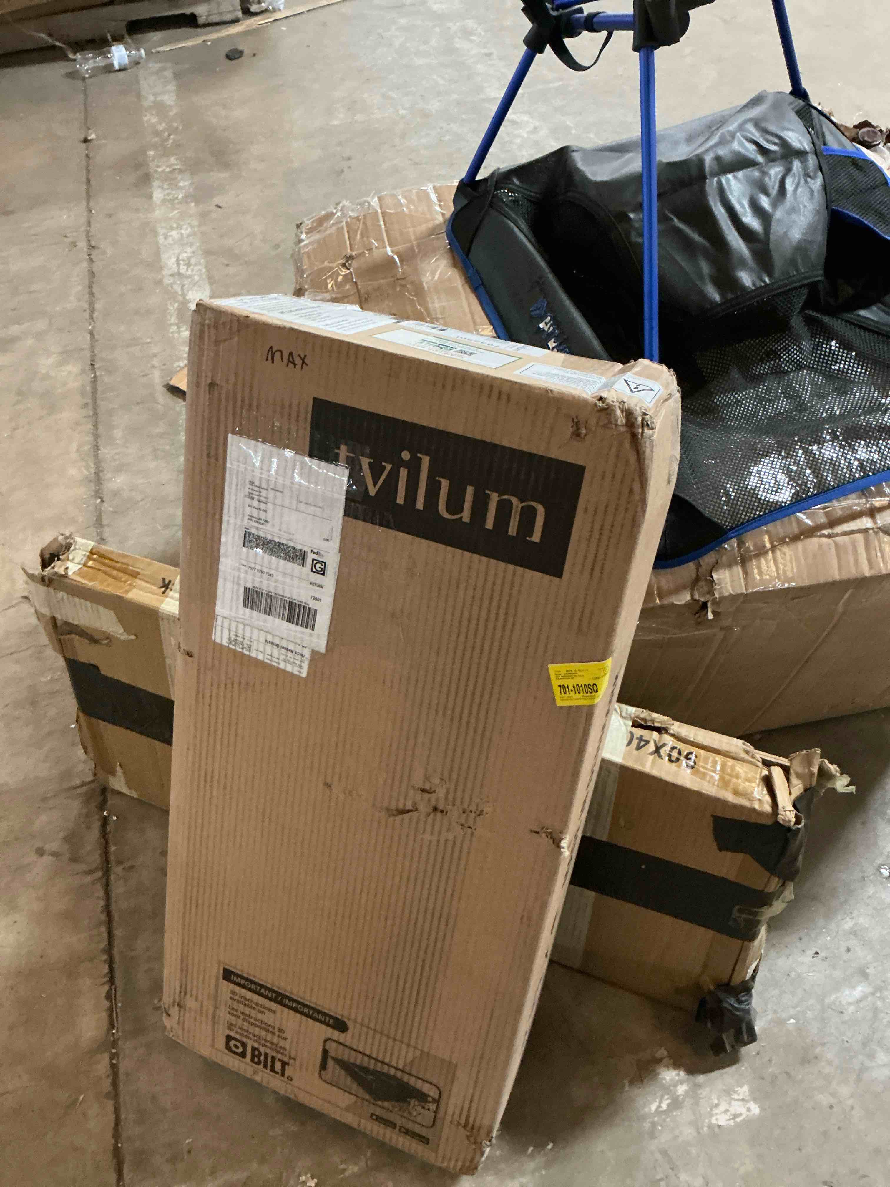 Condition photo showing Good Condition for Clanton 3 Drawer 28.5'' W Dresser