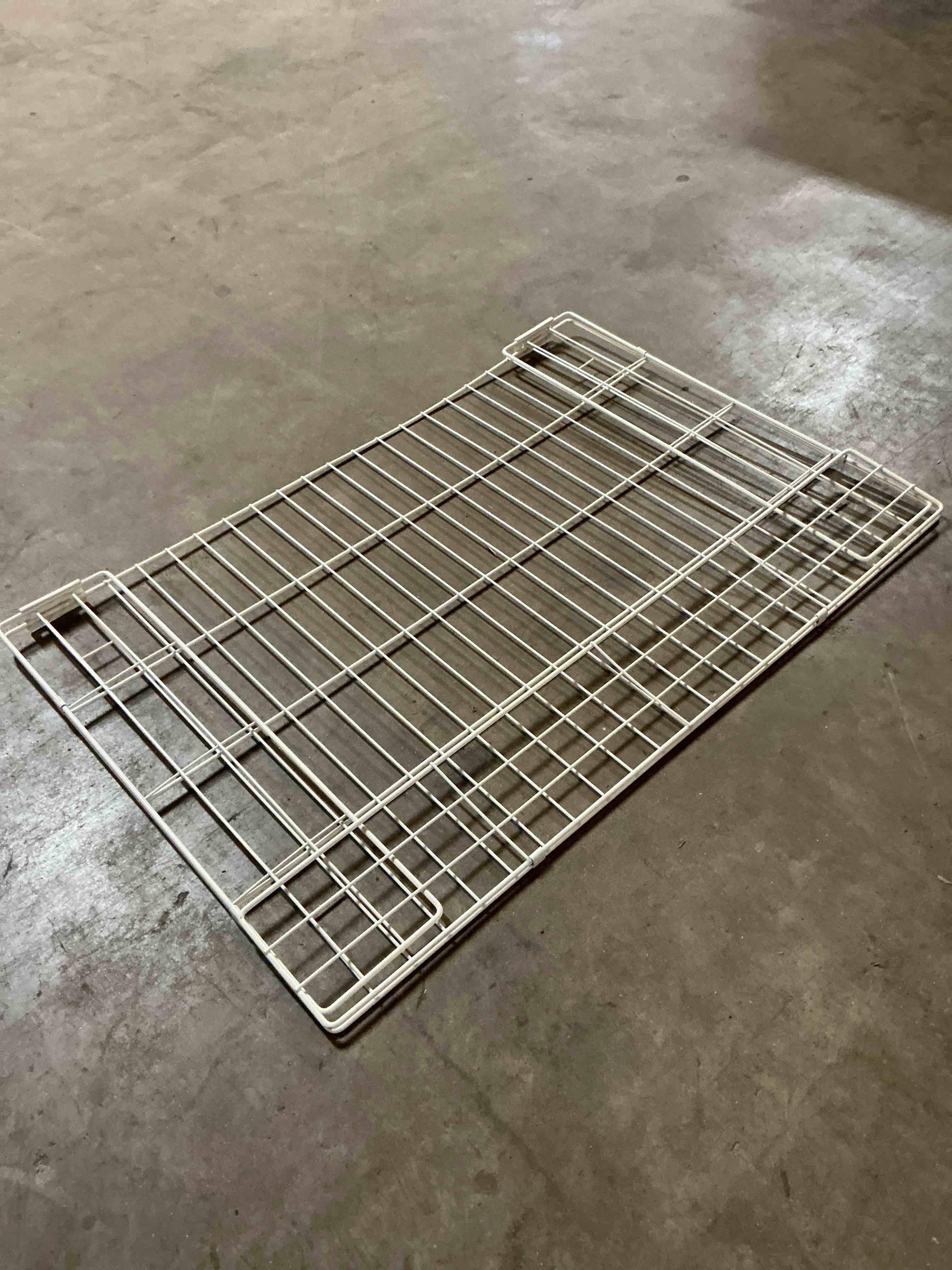 Condition photo showing Good Condition for Collapsible Wire Shelving