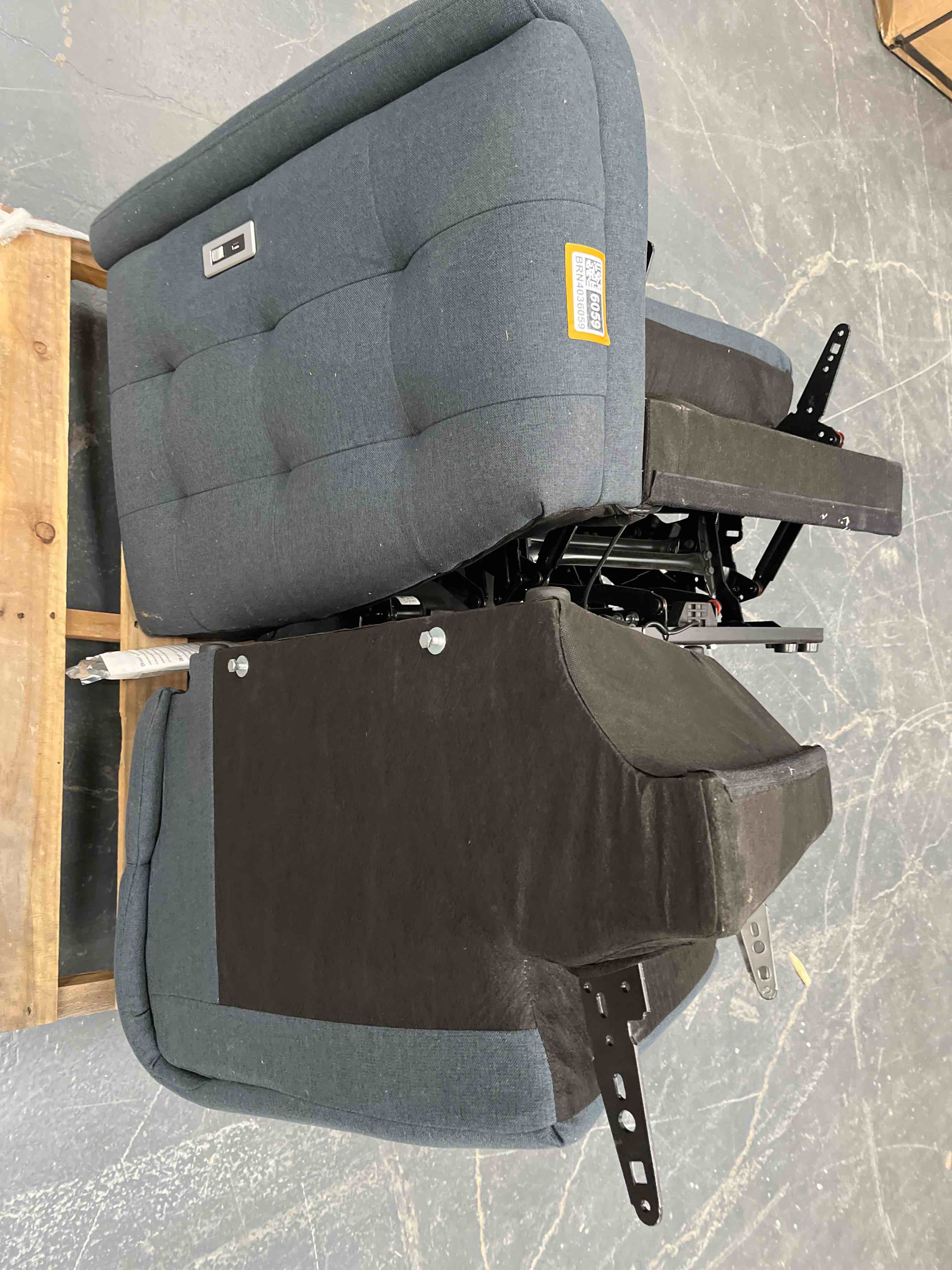 Condition photo showing Good Condition for PIECES OF A BLUE SECTIONAL