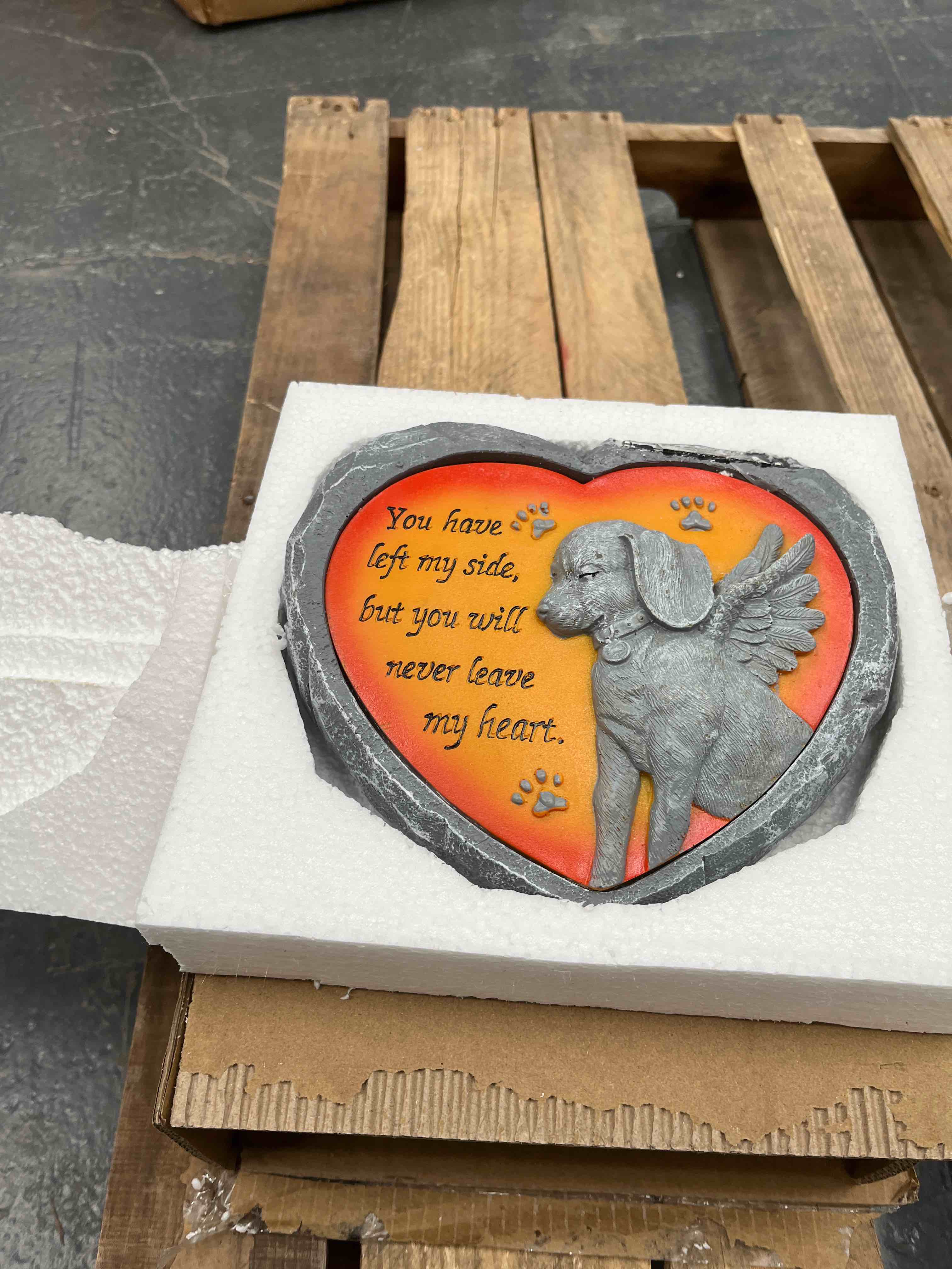 Condition photo showing Good Condition for Dog Pet Memorial Stones Gifts, Solar Heart Shaped Pet Memorial Headstone Grave Markers for Loved Ones Loss of Dog Sympathy Gift Garden Stone Statue