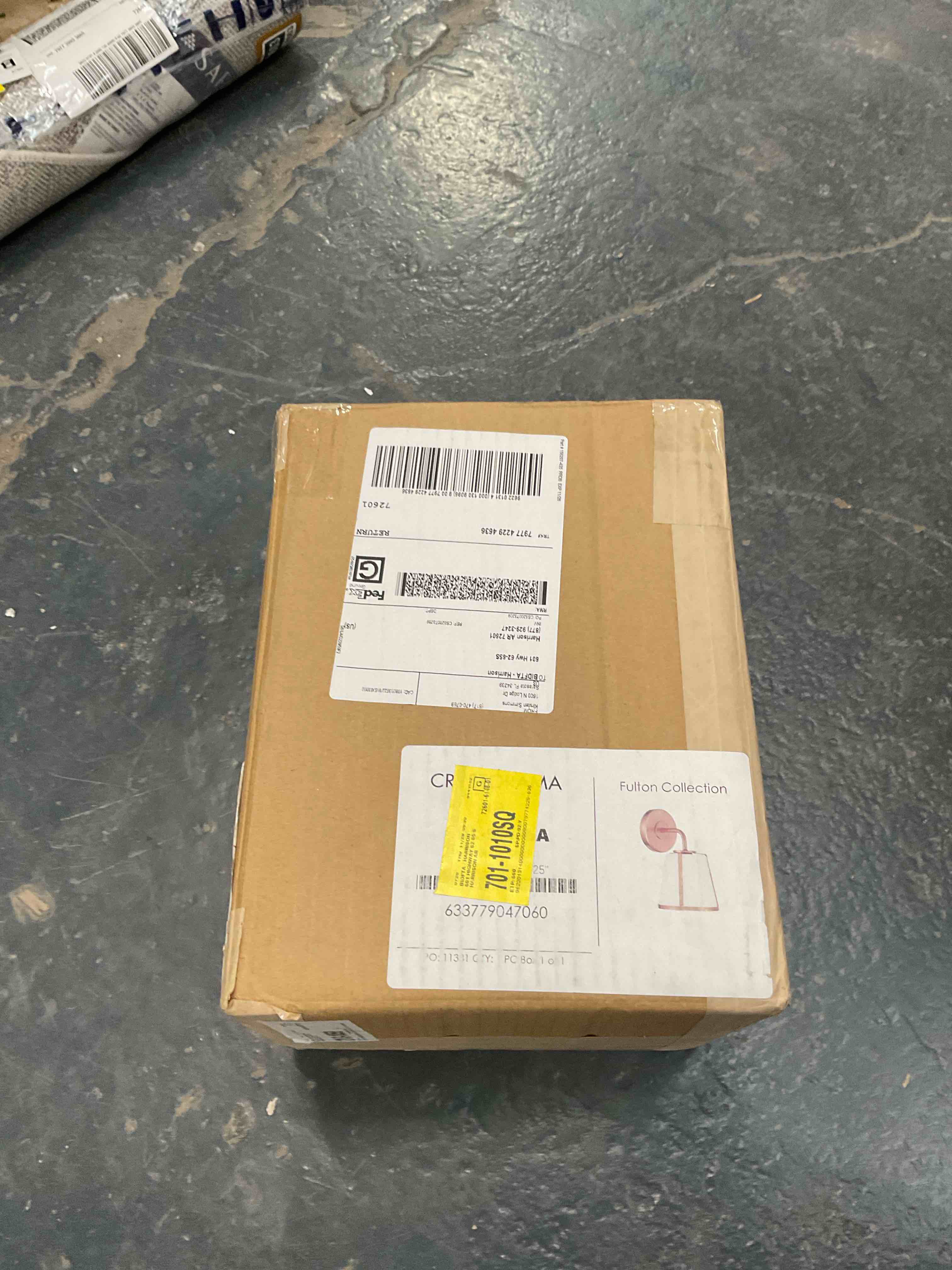 Condition photo showing Good Condition for Marietta 1 Light Antique Gold Wall Mount