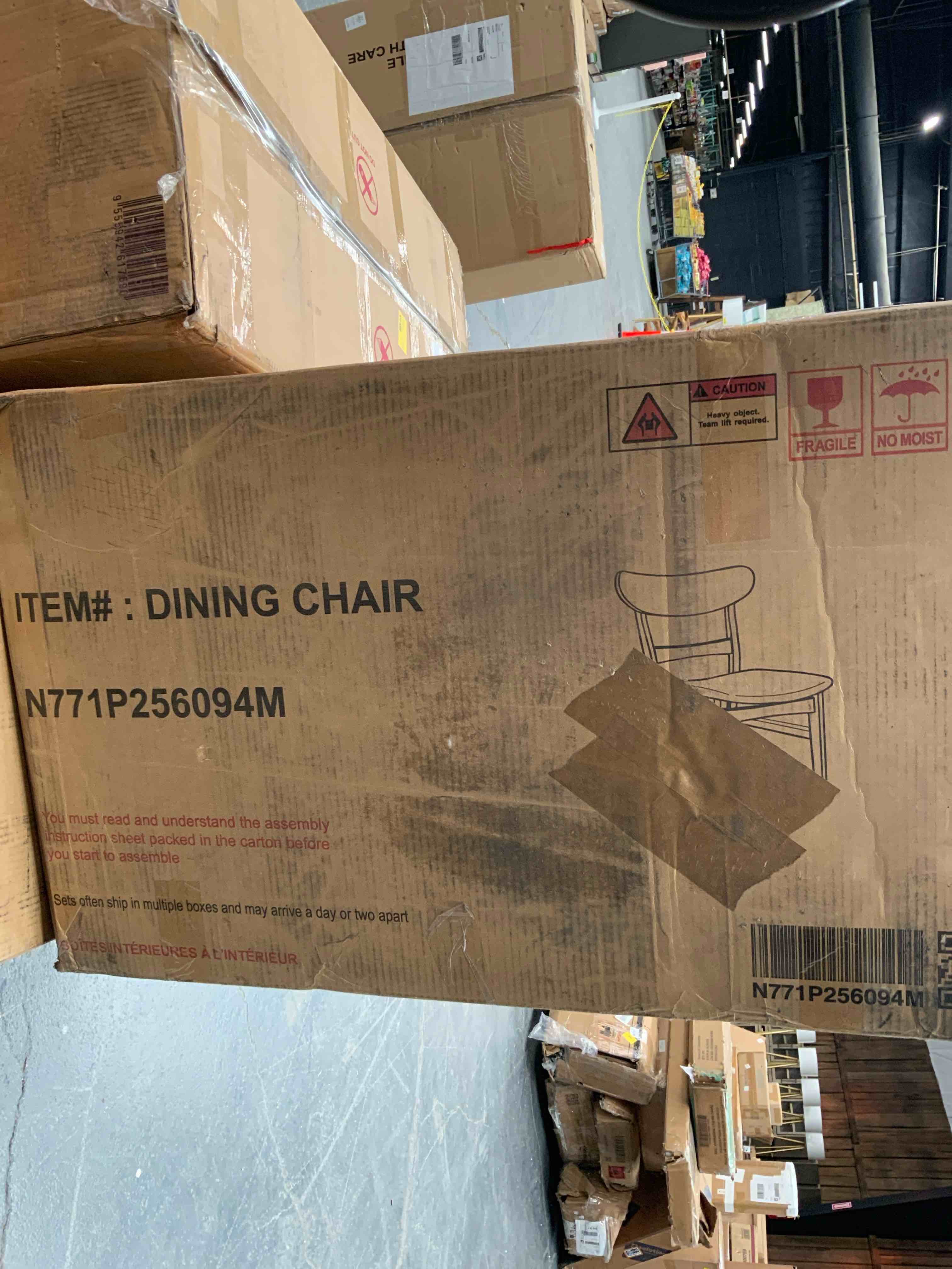 Condition photo showing Good Condition for (is not complete)Armgart 4 - Person Dining Set