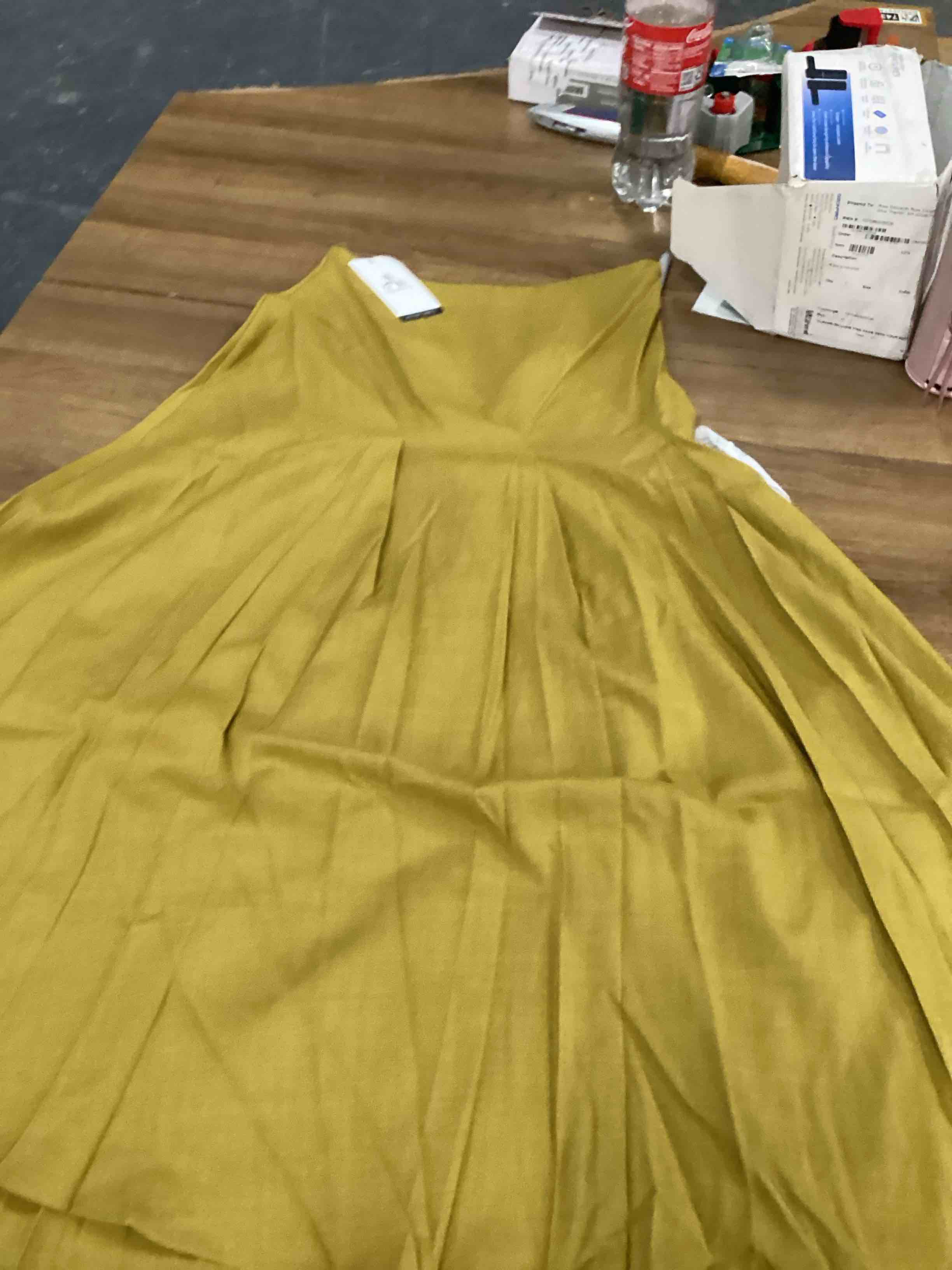 Condition photo showing Good Condition for Skirt