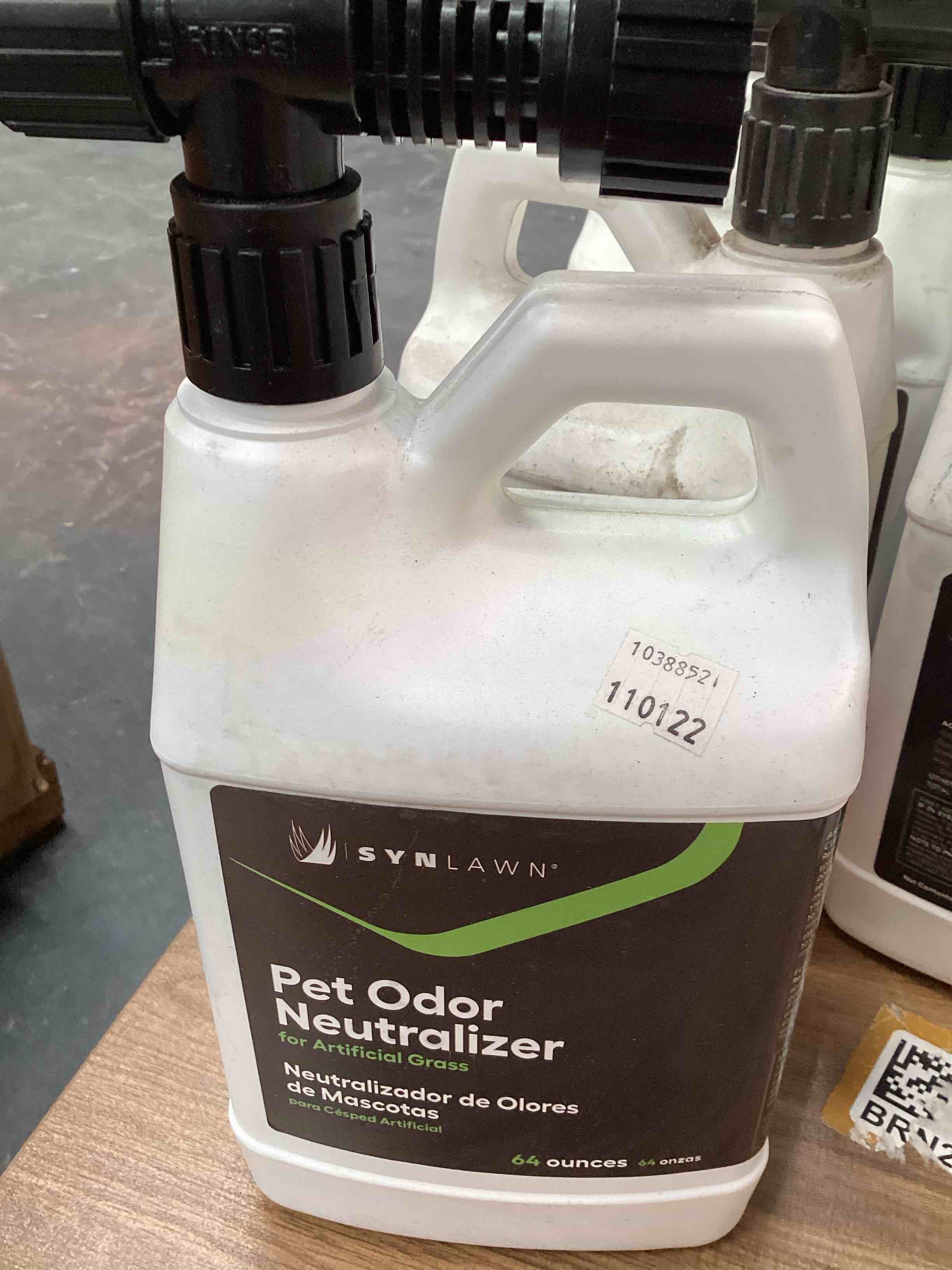 Condition photo showing Good Condition for SYNLawn Forest Turf spray