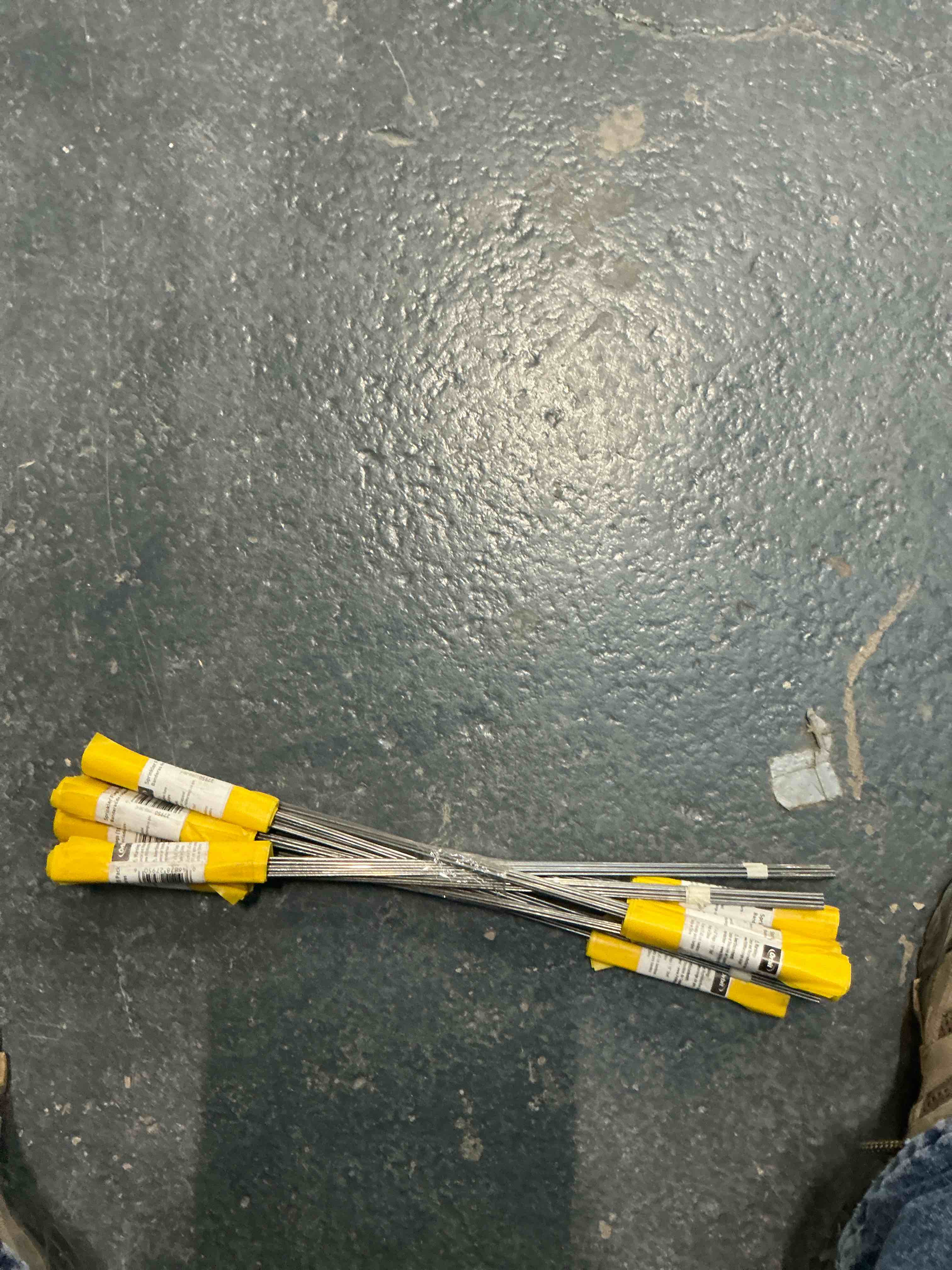 Condition photo showing Good Condition for Orbit 10 10-Packs Sprinkler Flag Yellow