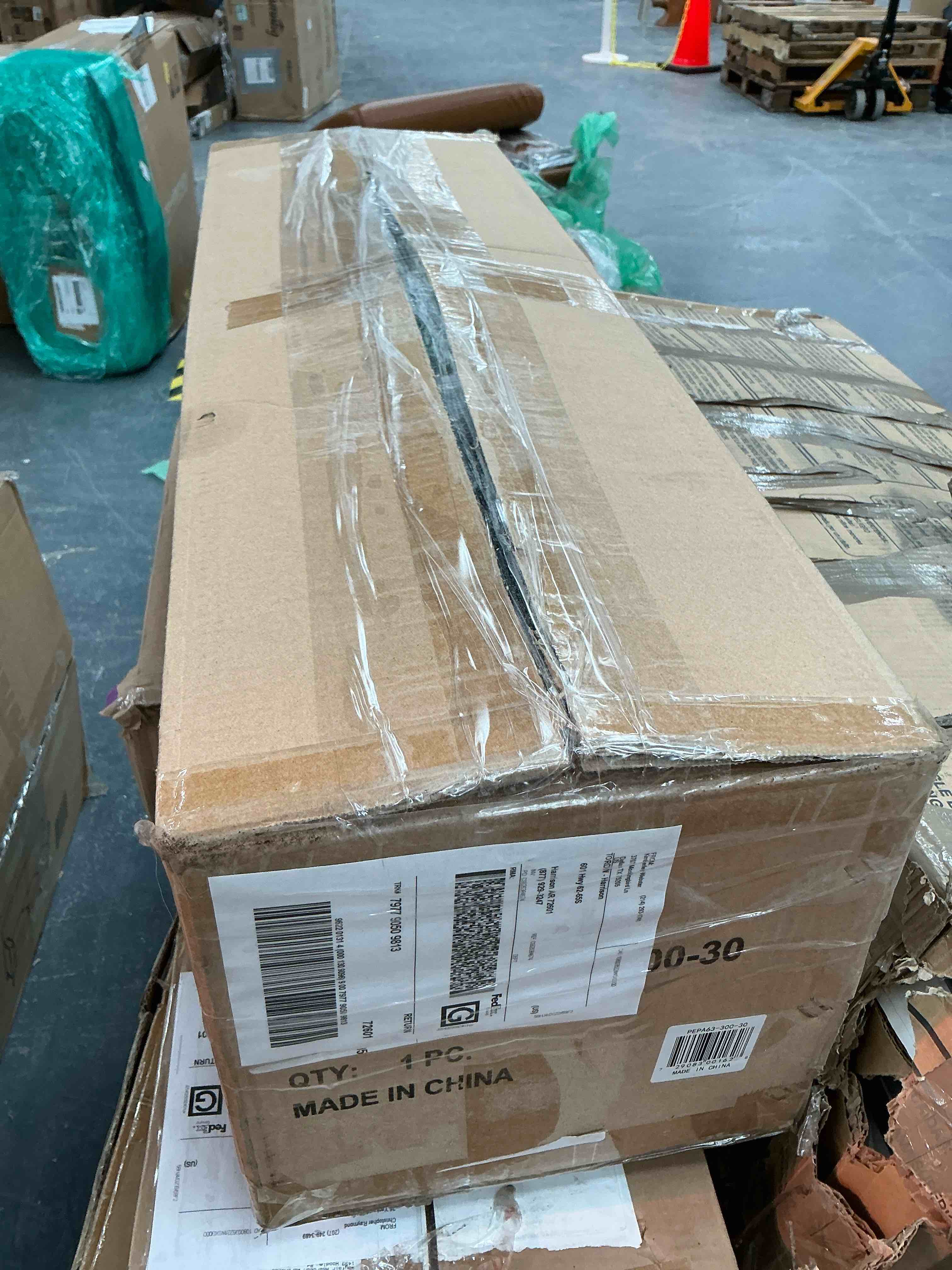 Condition photo showing Good Condition for 3 ft. Evergreen Pathway Tree with Clear Lights